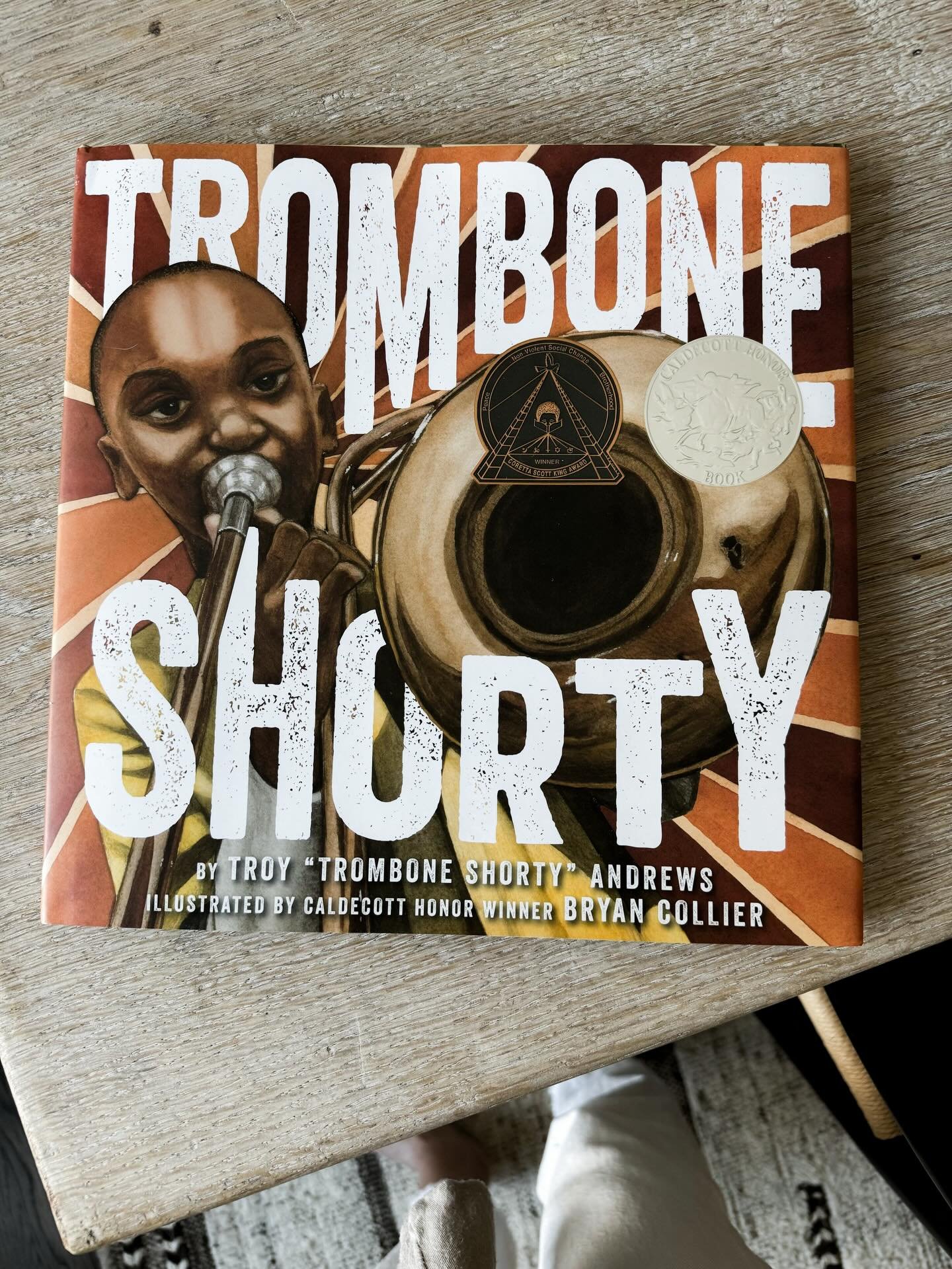 UNBOUND Winter trimester is in full swing. Can you guess what we&rsquo;re diving into this week? All things music! From instrument exploration to the sounds of Mozart, Louis Armstrong and Chuck Berry, plus some fun, favorite read alouds 🎹🪕🪘🎸🎤#ct
