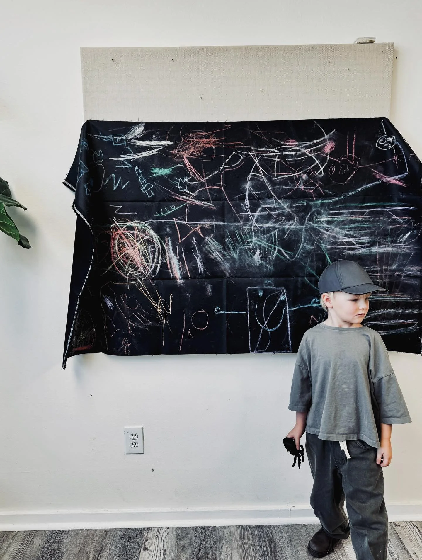 From Keith Haring and Banksy to the local Knowlton Walls in Bridgeport, this week we dove deep into the history of street art and graffiti, making our own chalk mural and graffiti sticker tags in homage #cthomeschoolers #fairfieldmoms #westportmoms #