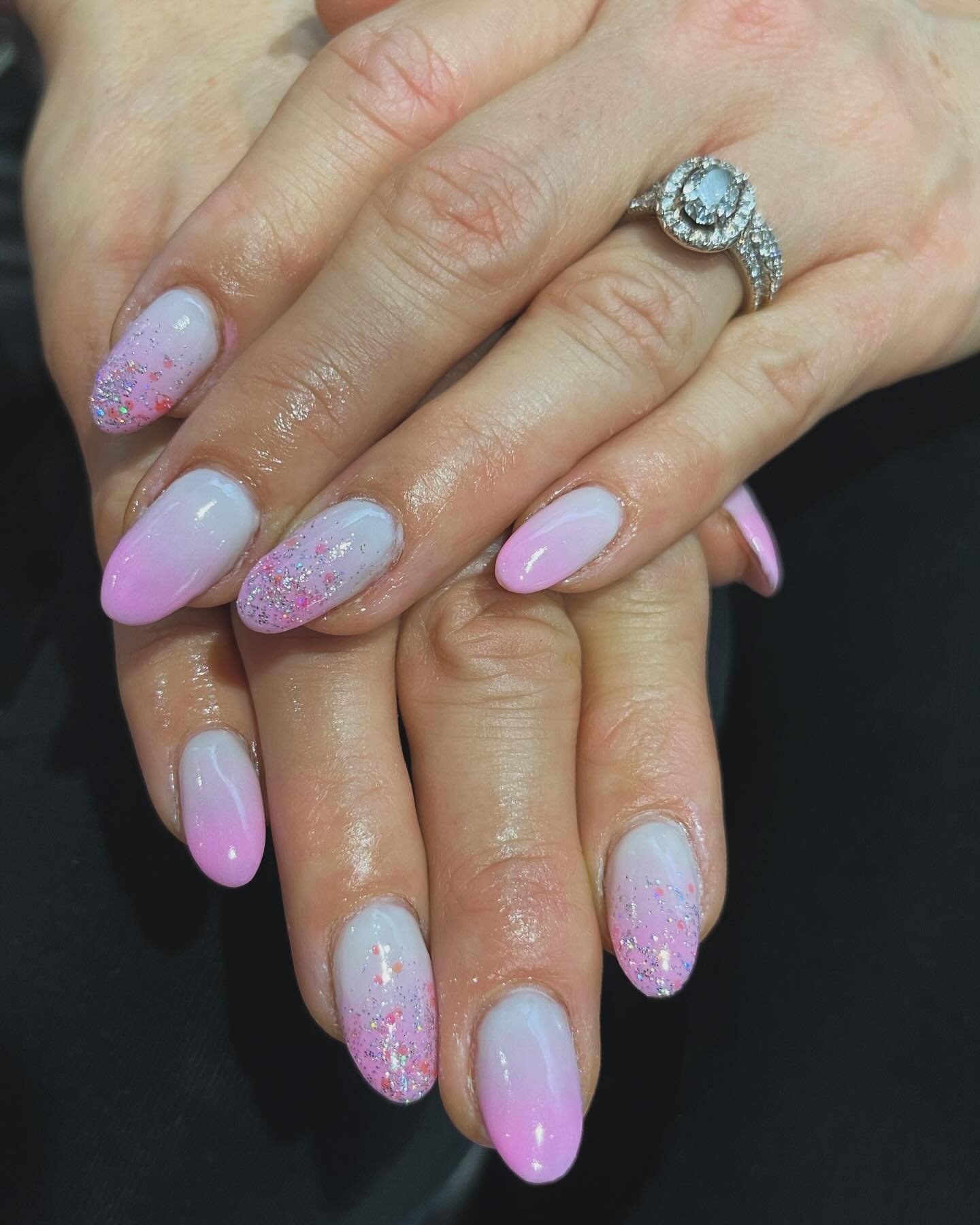 Can&rsquo;t get enough of pink !  Feeling love 💕! #vanitynails #vanitynailsalon #vanitynailsandspa #vanitynailsandspalasvegas #vanity_nails #valentinesnails #nailsnailsnails #nailsofinstagram