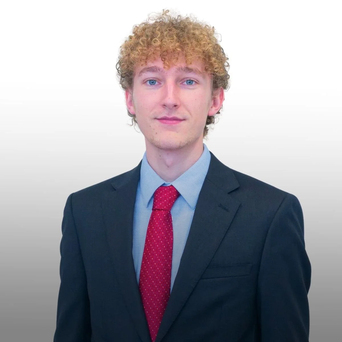 Erik Larson headshot