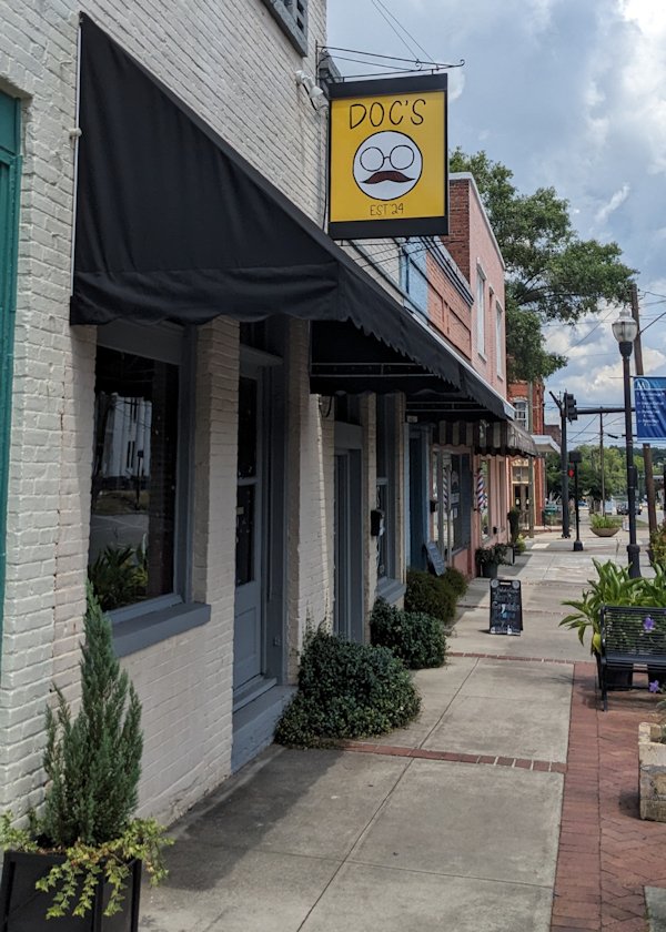 Doc's Ribbon Cutting // Milledgeville-Baldwin County Chamber of Commerce