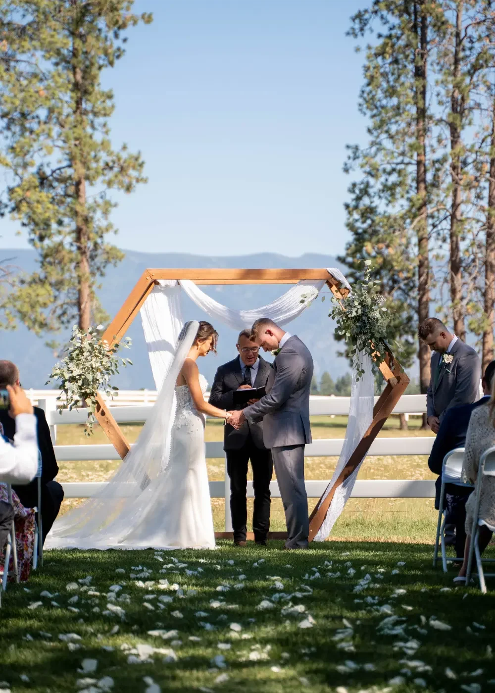 Kalispell-Montana-Wedding-Triple-B-Western-Ranch-Grayson-Buckner-Media (17).webp