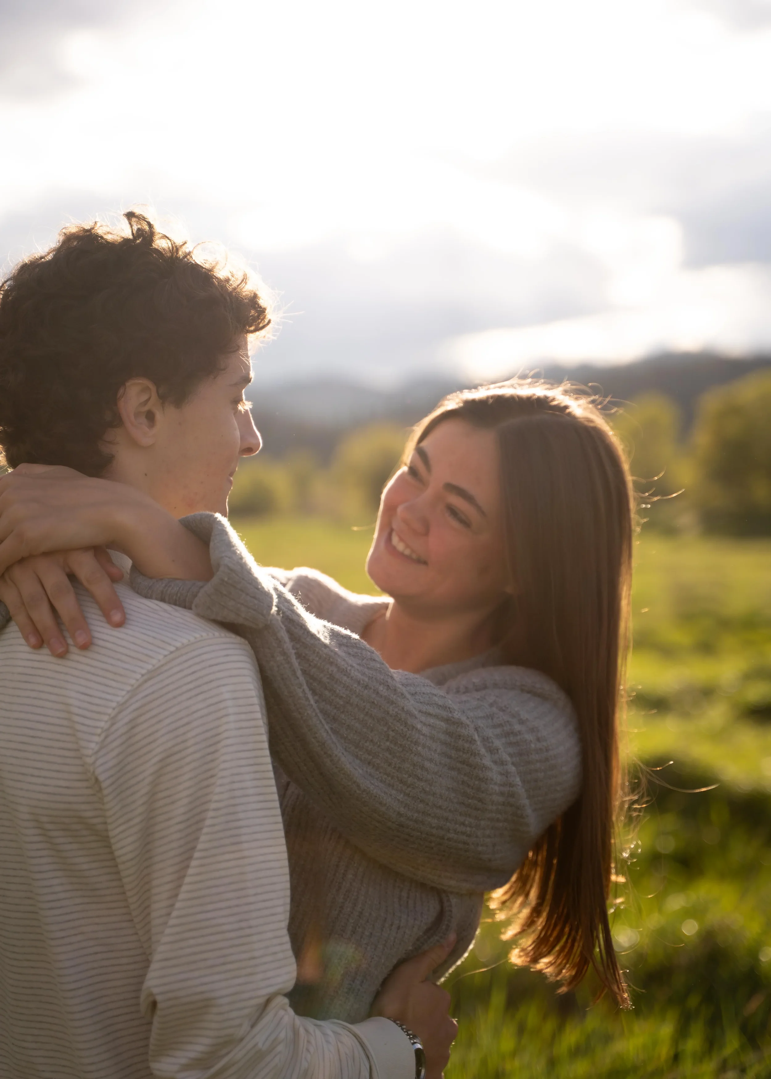 Flathead-Lake-Engagment-Somers-Beach-Montana-Grayson-Buckner-Media (6).webp