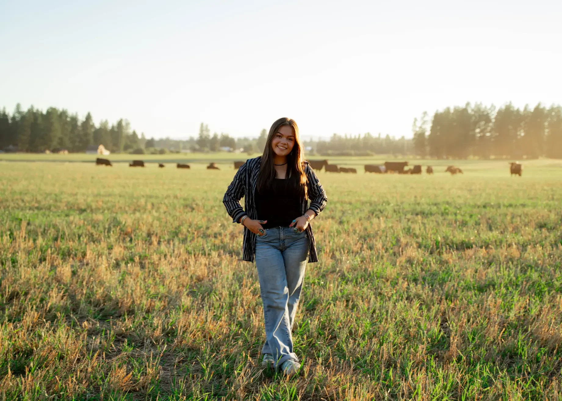 Kalispell-Senior-Photoshoot-Western-Mountains (8).webp