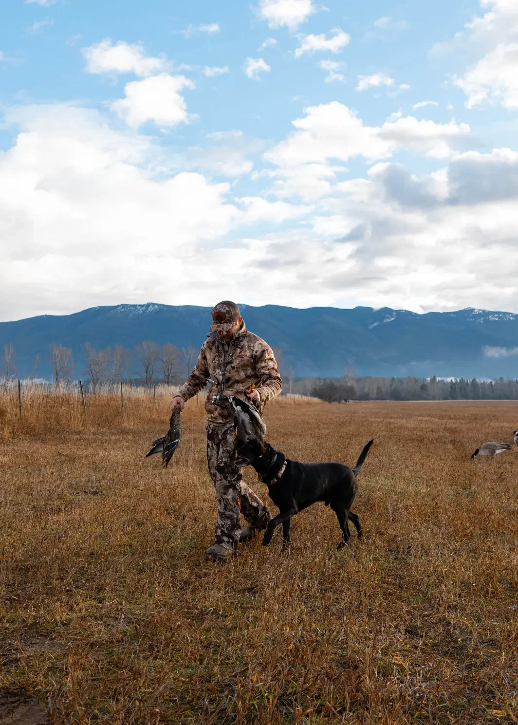 Montana-Duck-Hunting-Gurden-Outdoor-Grayson-Buckner-Media (8).webp