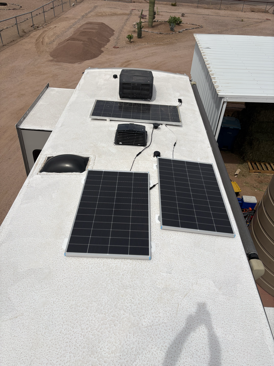 600W Solar Array