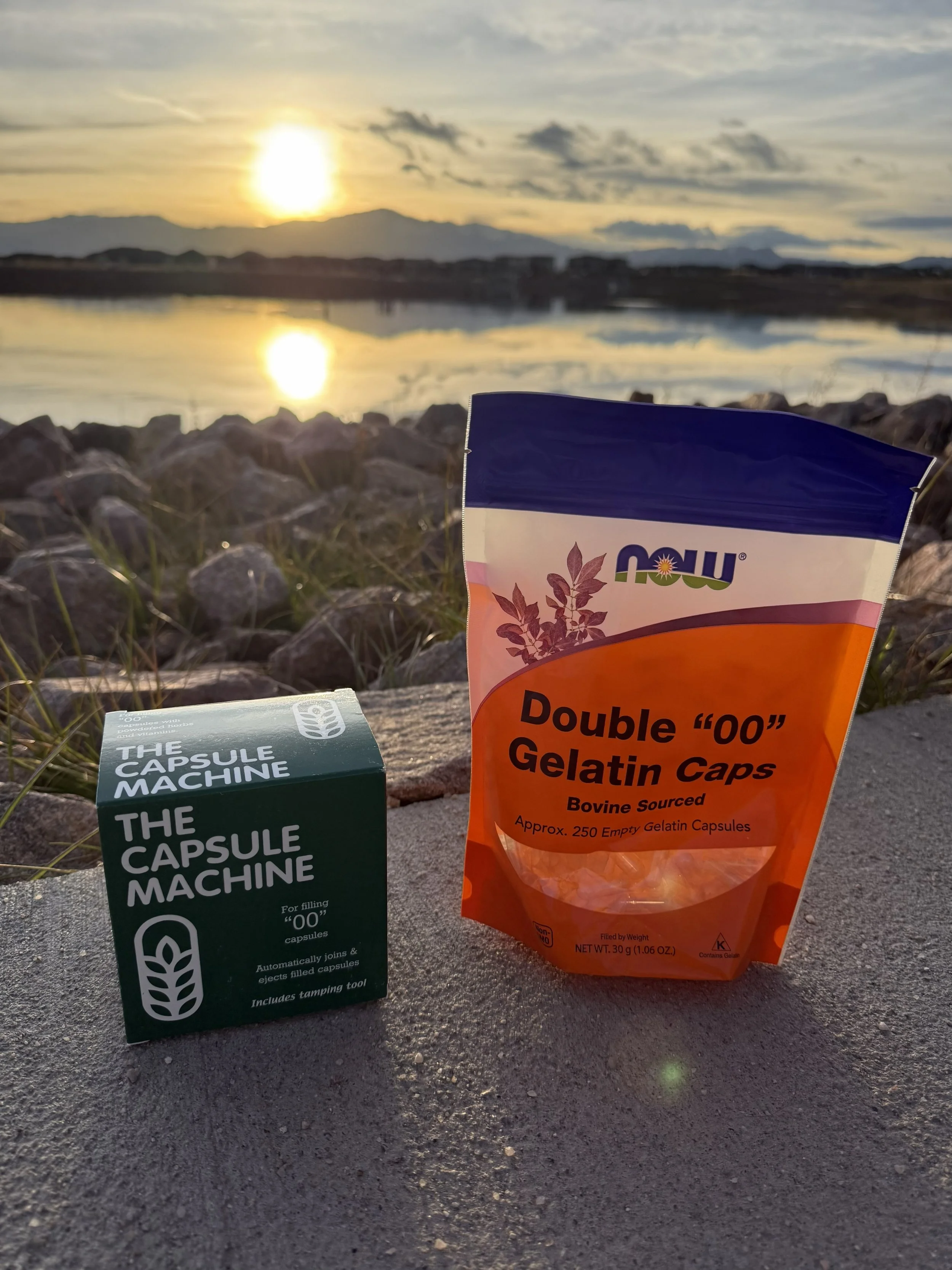 The Capsule Machine (00 Capsule sized model)