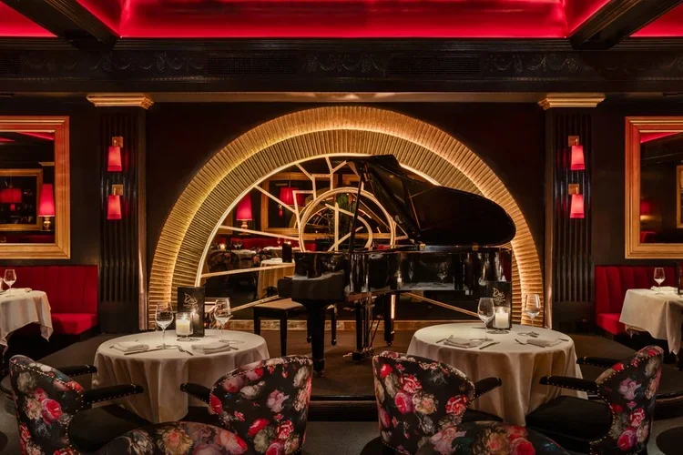 045_10069_000_Drai_s_NYC_Supperclub_Lounge_N10_pwerpoint.jpg.webp