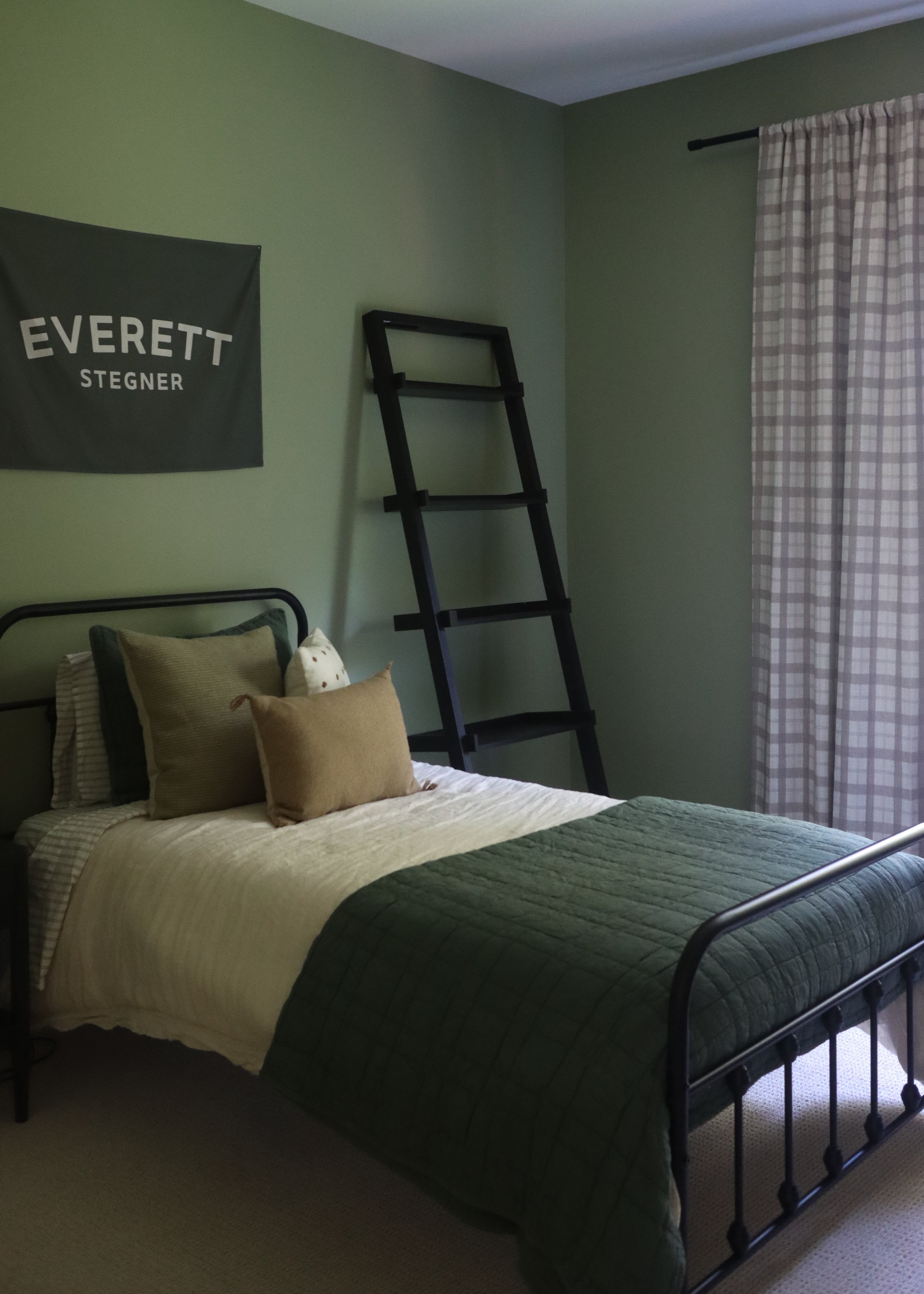 Timeless Kids Bedroom Bedding