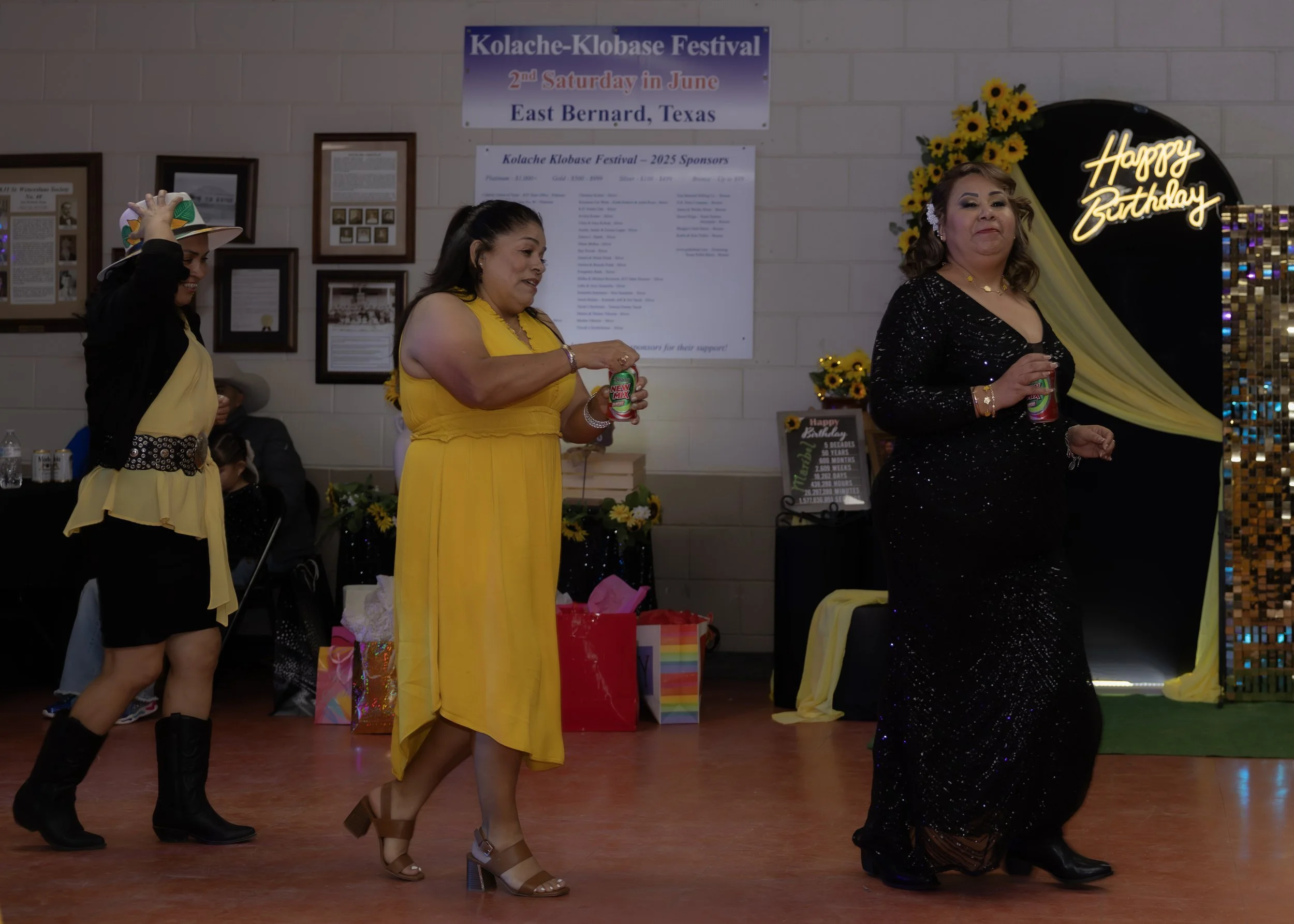 dance from the girls (50).jpg