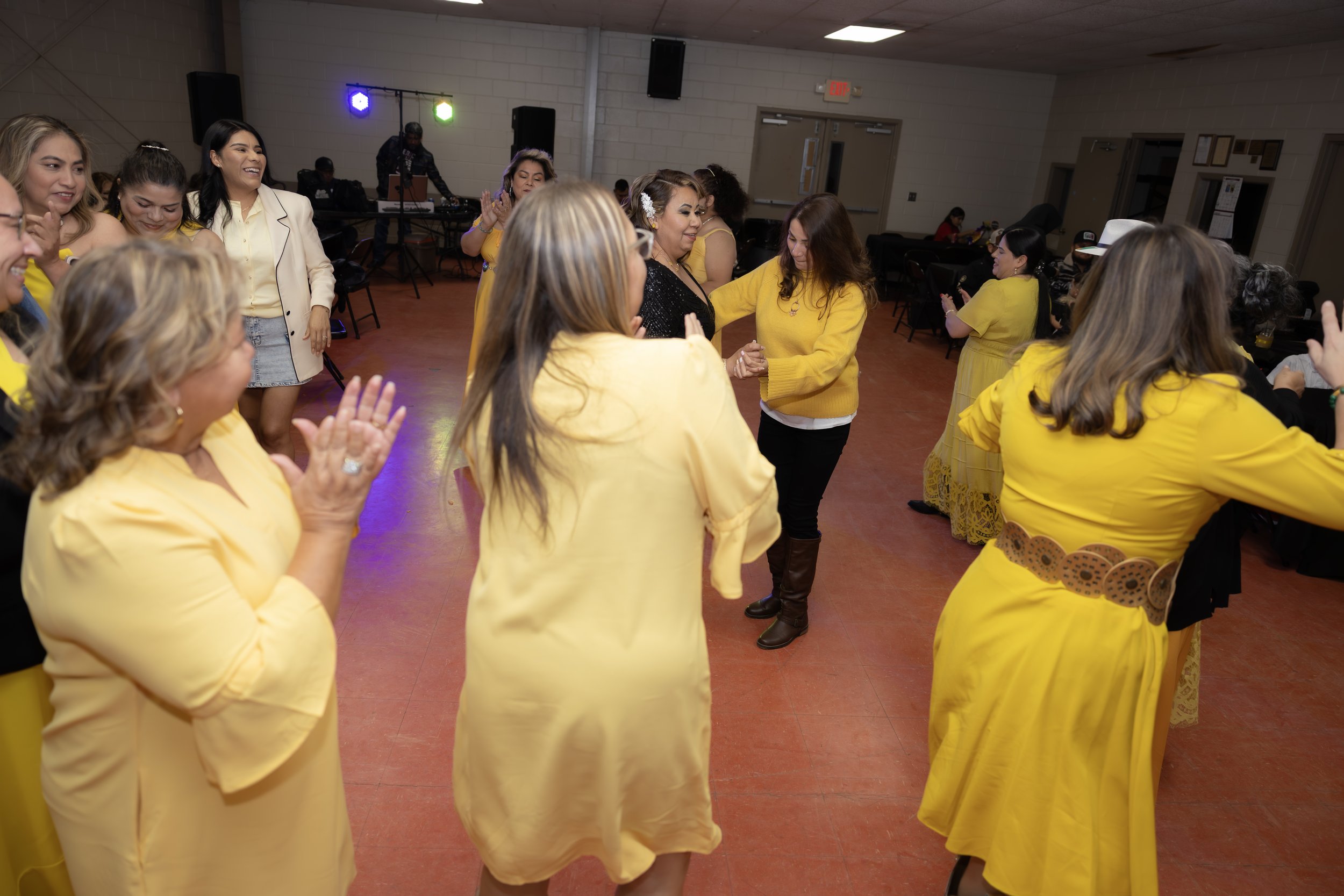 dance from the girls (41).jpg