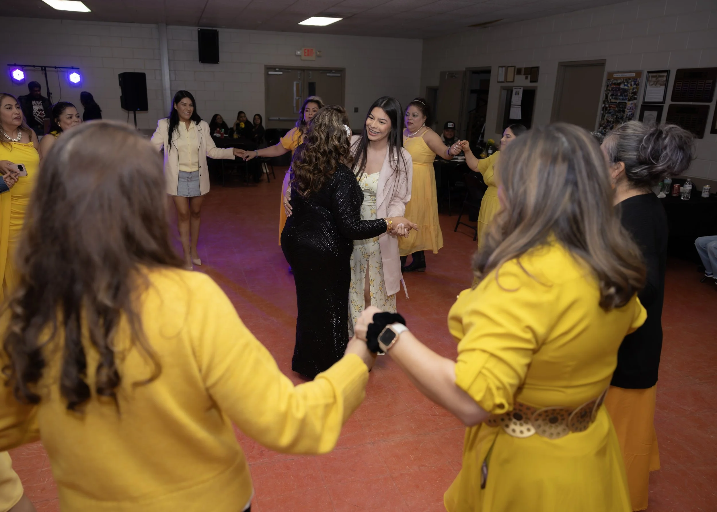 dance from the girls (40).jpg