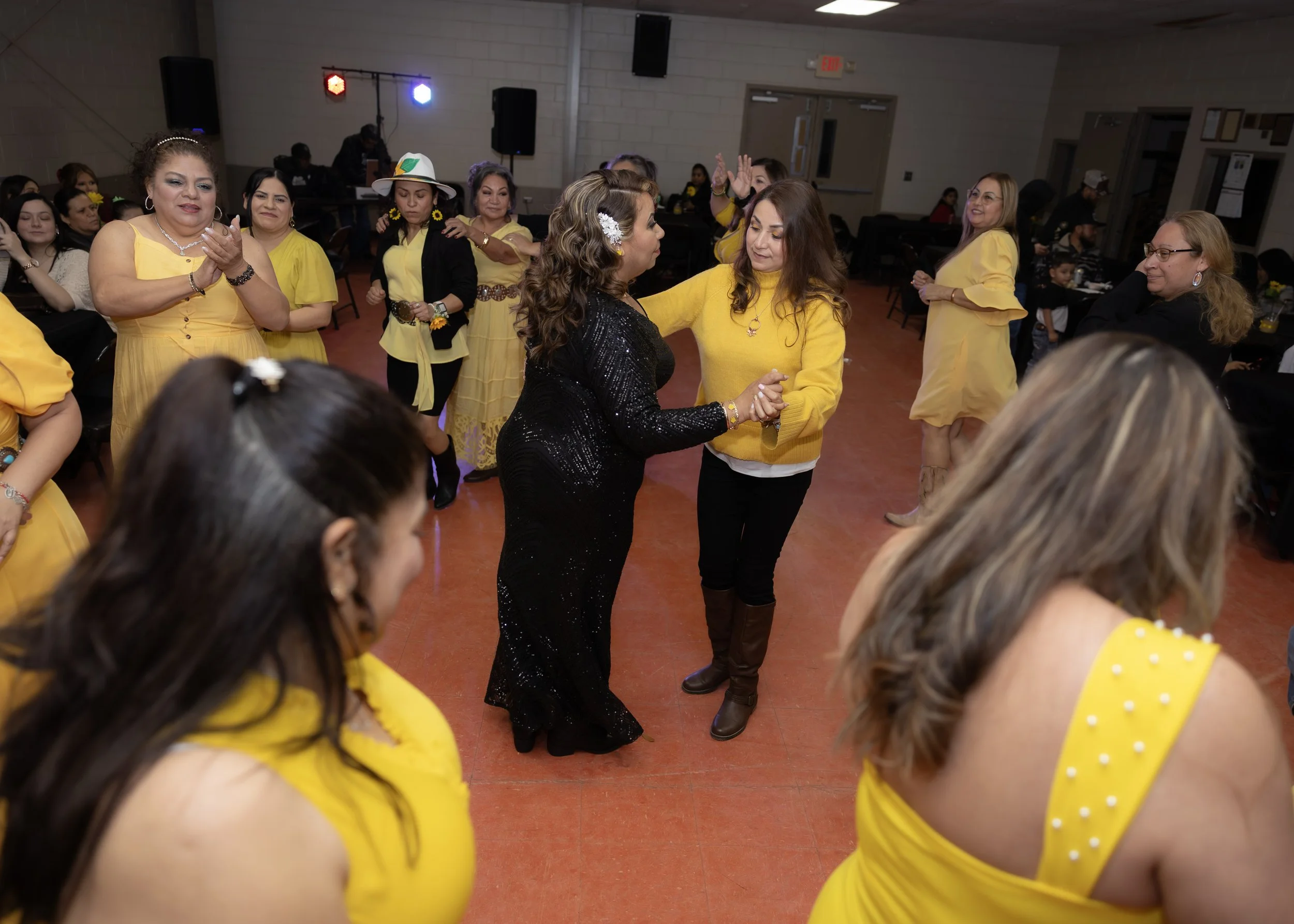 dance from the girls (42).jpg