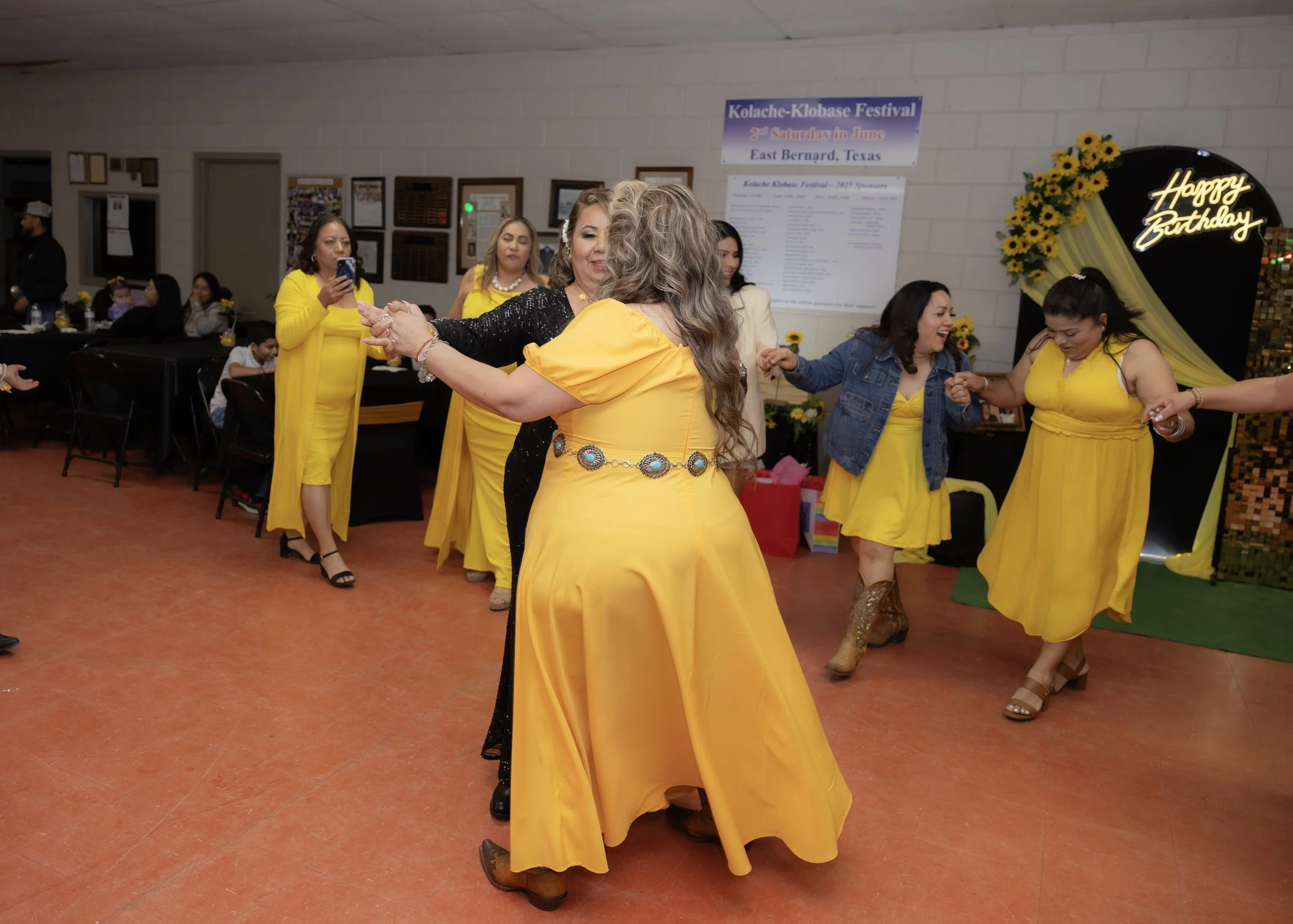 dance from the girls (16).jpg