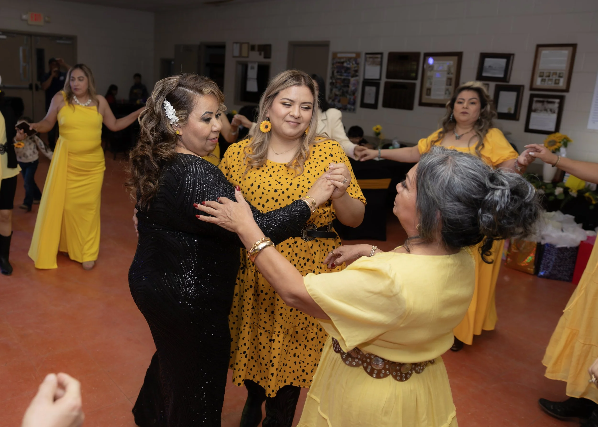 dance from the girls (32).jpg