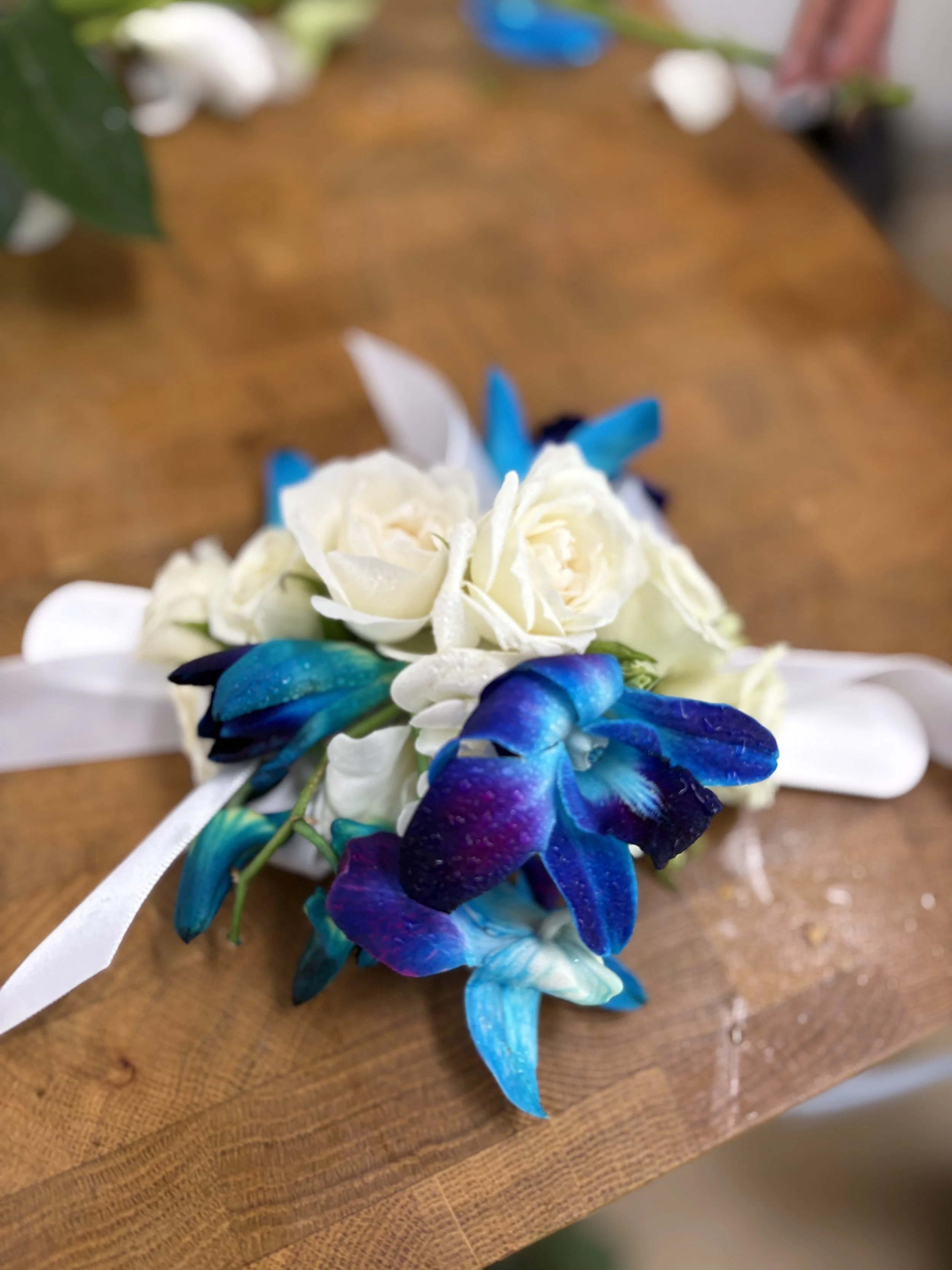 corsage 5.jpg