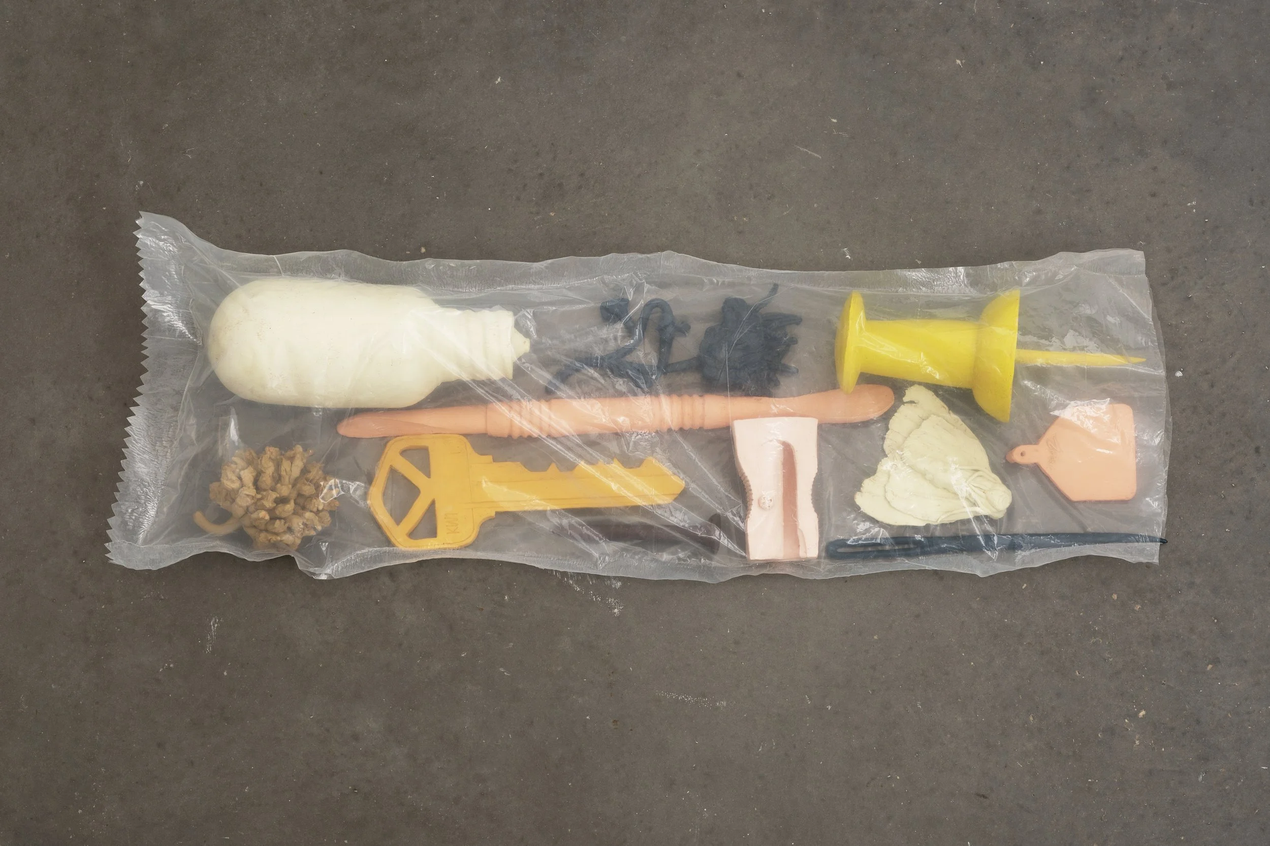 items, ceramic, house paint, plastic, H6ft x W3.5ft 2025