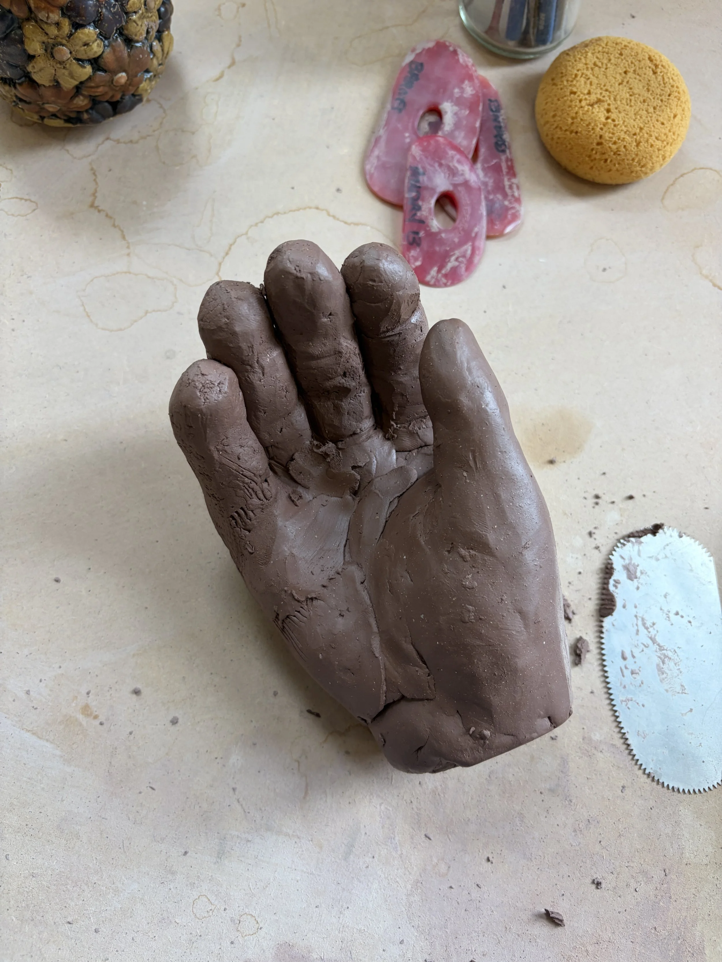 ballon hand, before carving