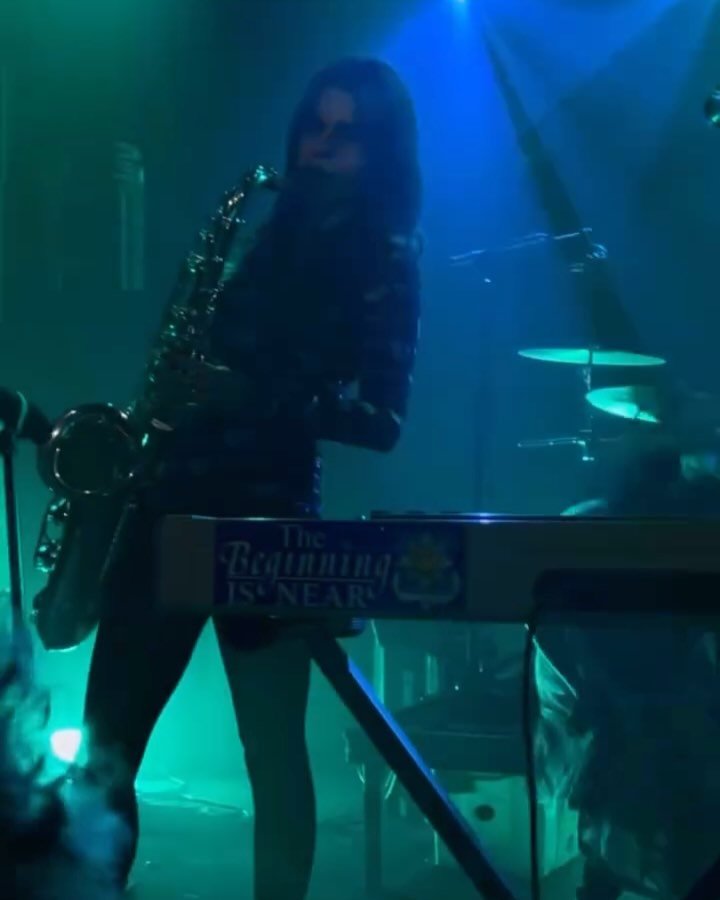 quick paris recap - my fav show of tour so far 😻 we play wurzburg tonight + berlin on saturday before we head to UK💓🔮@deathvalleygirls