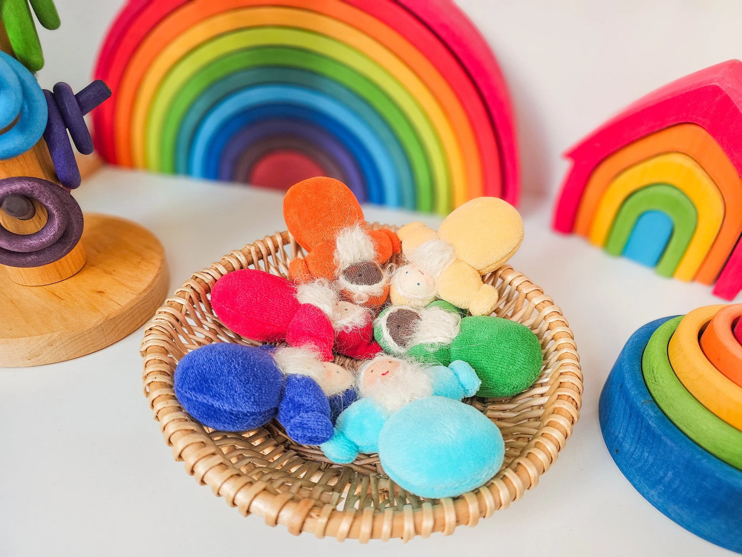 Lots of open-ended colorful play! 🌈