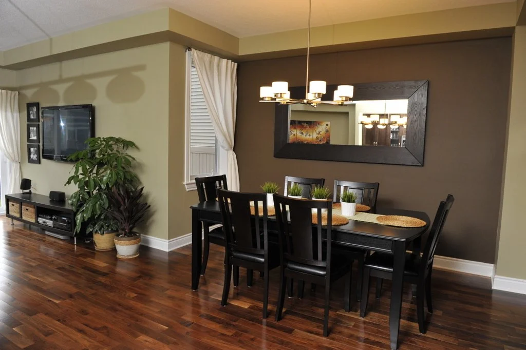 Dining Room.JPG