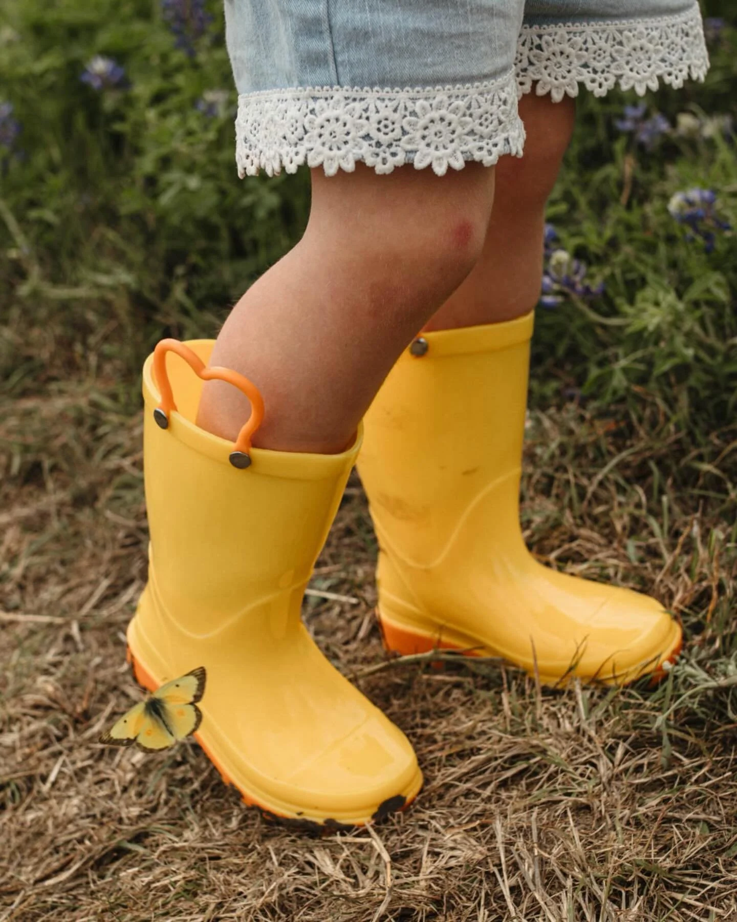 This one needed a permanent spot on my feed. I know I say it every session, but this might be my favorite b-roll photo I&rsquo;ve captured to date.

She was just standing there in her yellow rain boots, wildflowers at her feet, completely in her own 
