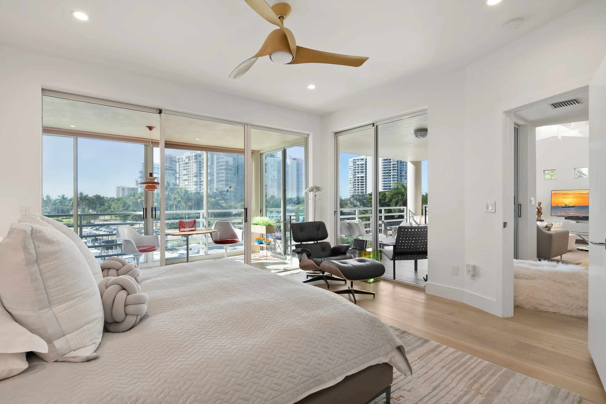 4500 Gulf Shore Blvd N 311 Naples Fl-18.jpg