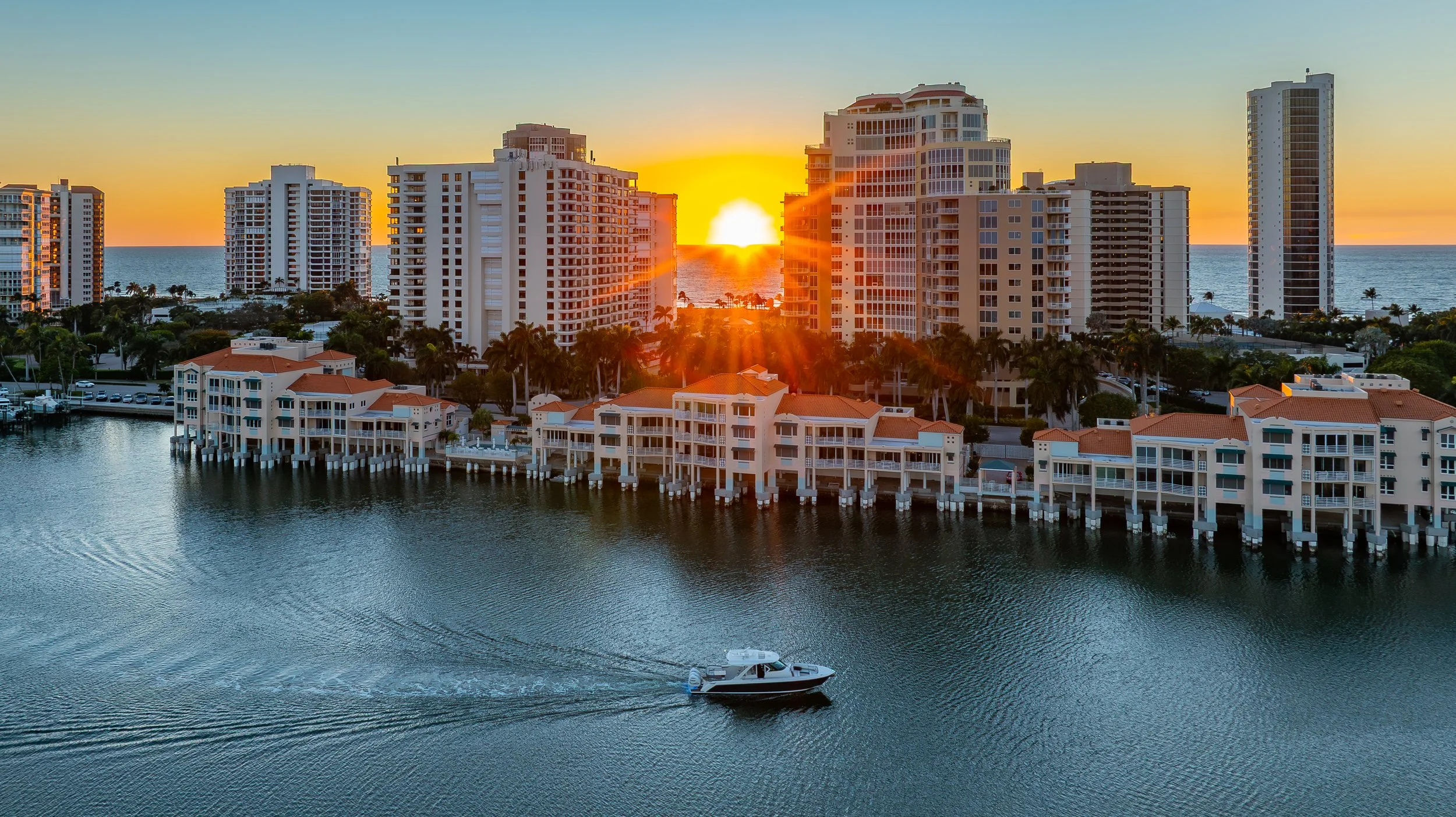 4500 Gulf Shore Blvd N 311 Naples Fl-8.jpg