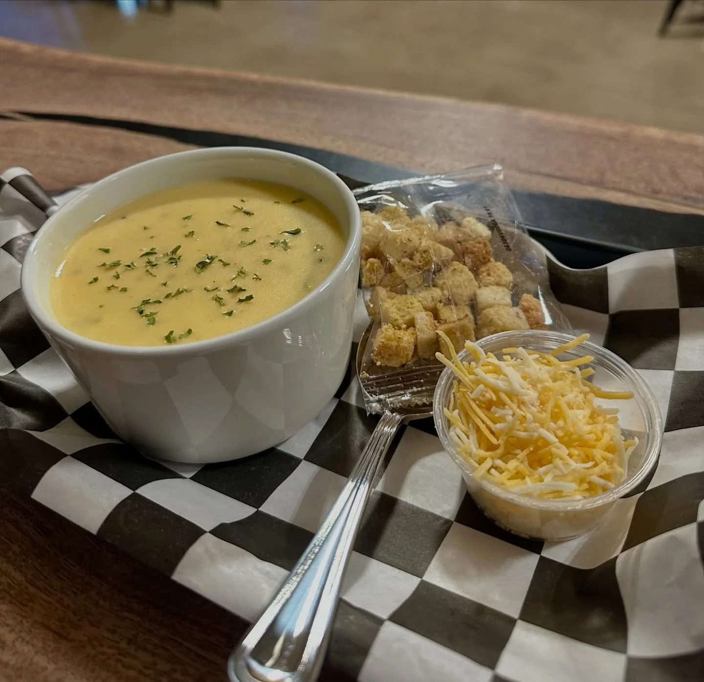New month, new soup&mdash;Broccoli cheddar 🥦 🧀 available now! 
📱Full menu here: https://www.reserveartisanales.com/taproom-eats