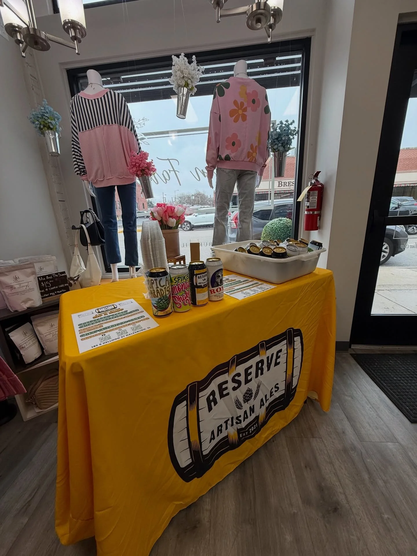 Come Sip &amp; Shop 🛍️ with us today from 11am-2pm at @fashionfarmboutique 🍻