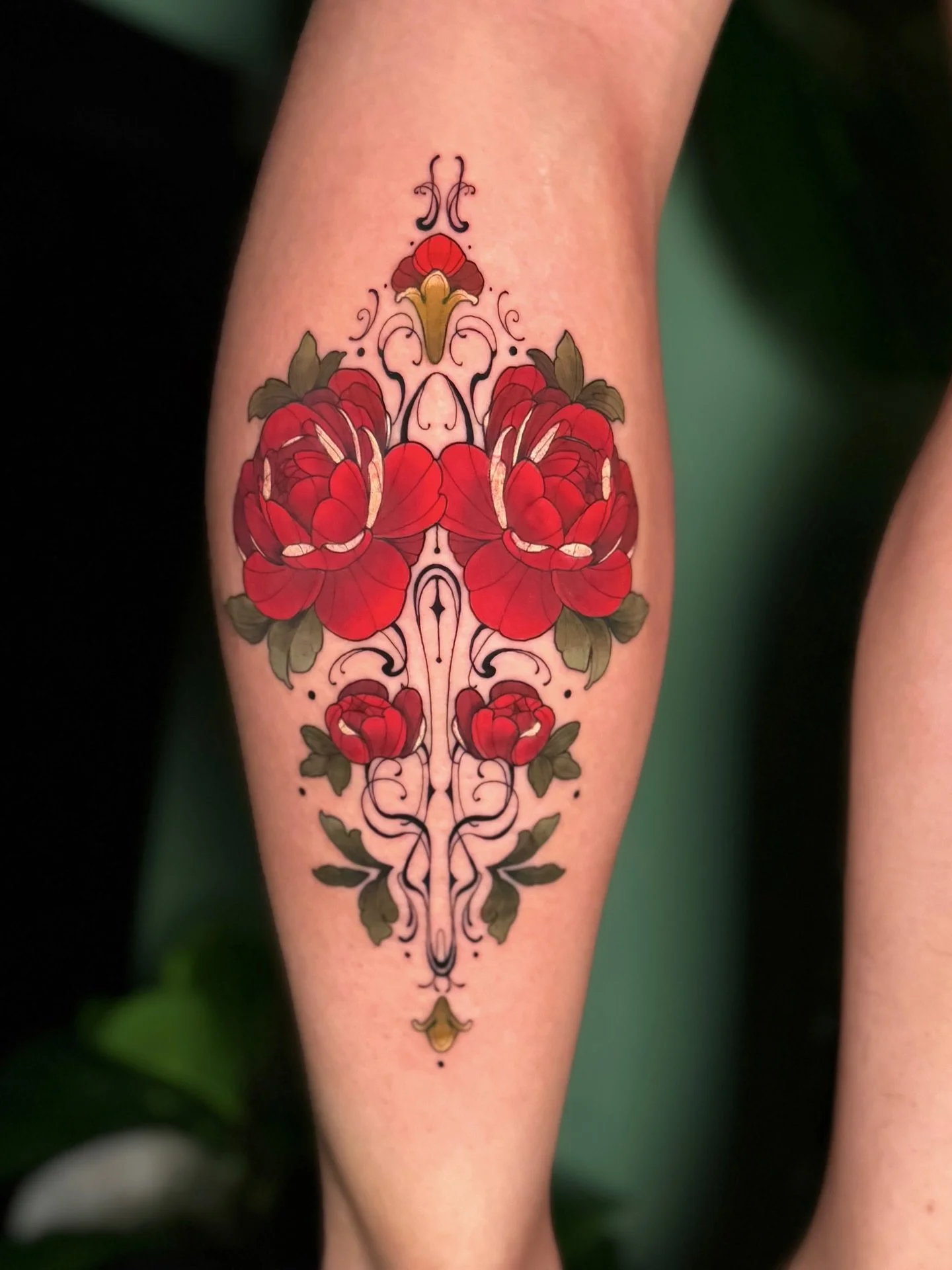 From last week&hearts;️

Books are currently closed. Booking updates will be posted here and at @escatlatatattoo. Notifications will be sent to everyone on my mailing list&hearts;️

#sandyspringstattoo #escarlatatattoo #flashtattoo #tattooflash #geor