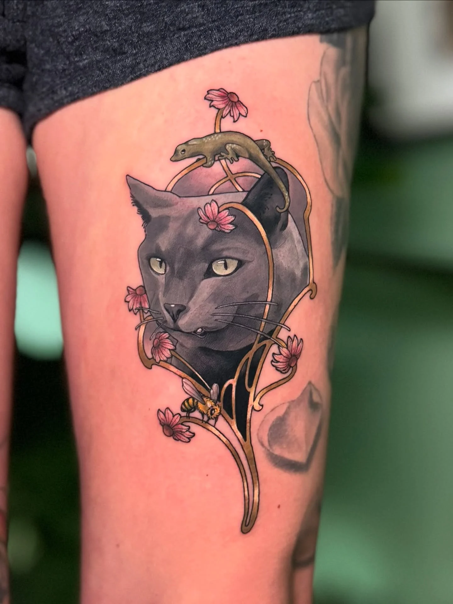 Love doing pet portraits &hearts;️ thank you Amanda!

Books are currently closed. Booking updates will be posted here and at @escatlatatattoo. Notifications will be sent to everyone on my mailing list&hearts;️

#sandyspringstattoo #escarlatatattoo #f