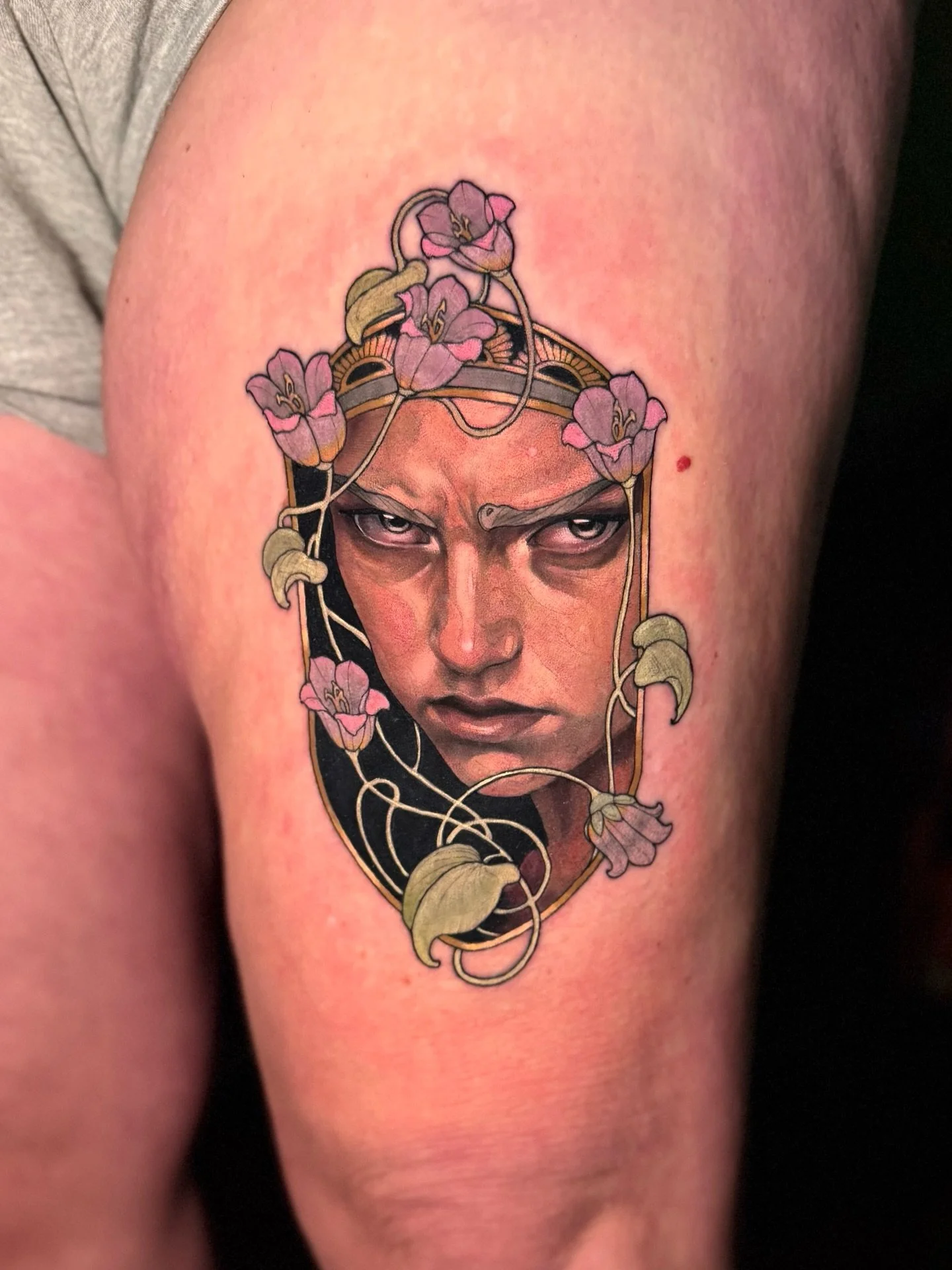 For Candace&hearts;️

&hearts;️Books are currently closed. Booking updates will be posted here and at @escatlatatattoo. To join my mailing list go to https://www.escarlatatattoo.com &hearts;️

#sandyspringstattoo #escarlatatattoo #flashtattoo #tattoo