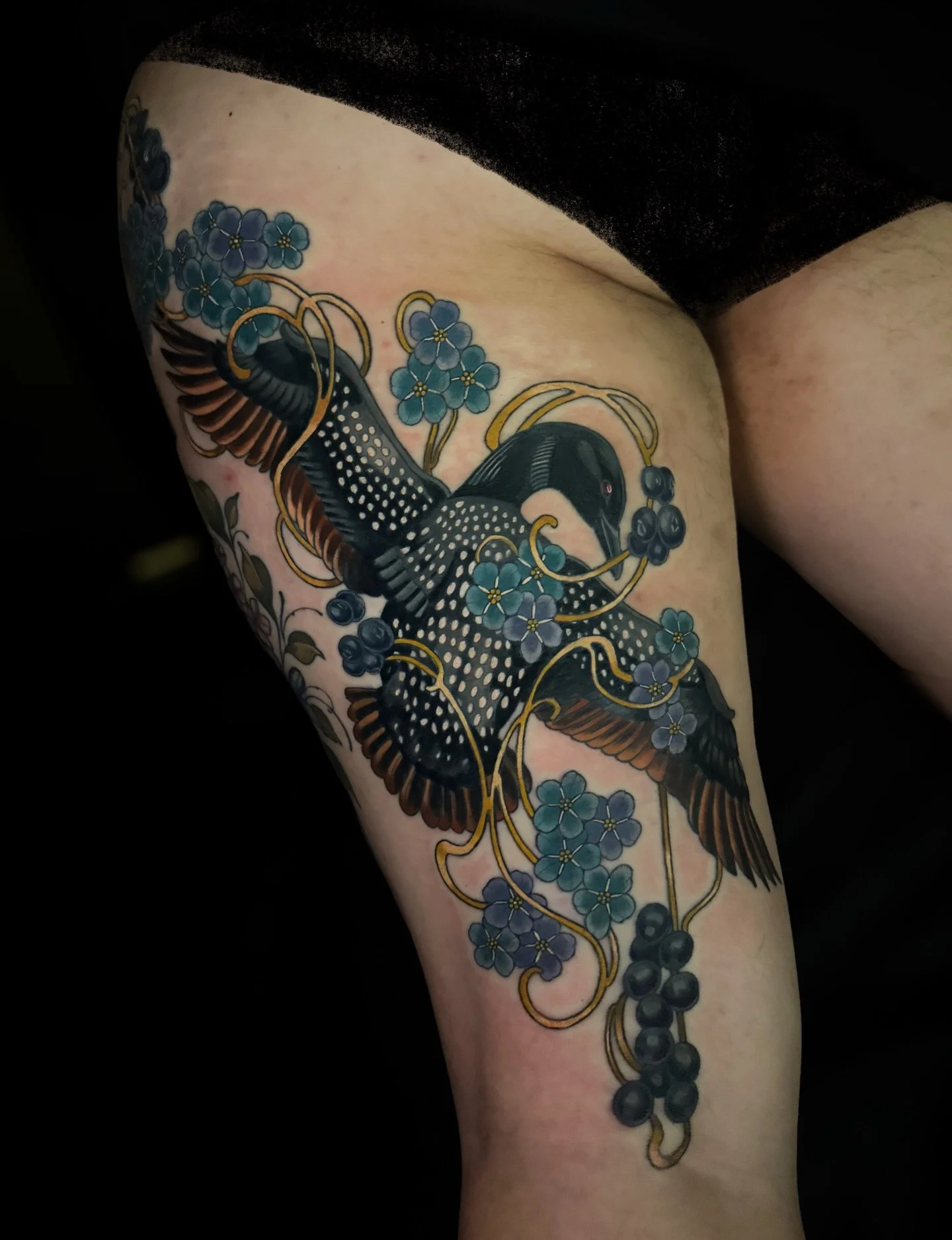 For Sydney &hearts;️

&hearts;️Books are currently closed. Booking updates will be posted here and at @escatlatatattoo. To join my mailing list go to https://www.escarlatatattoo.com &hearts;️

#sandyspringstattoo #escarlatatattoo #flashtattoo #tattoo