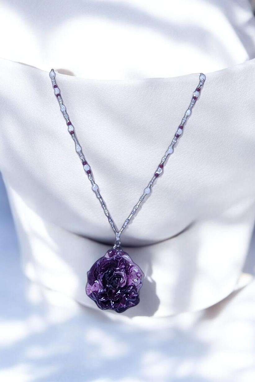 Crimson & Clover (448)