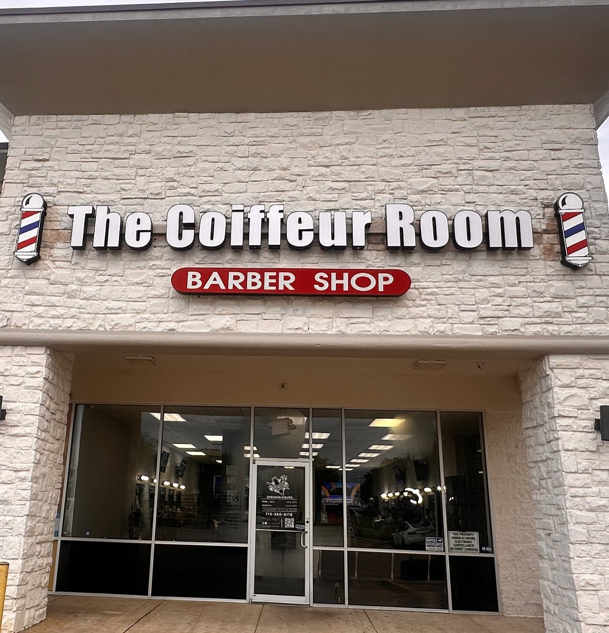 We’re proud to announce our new signage is finally UP, a fresh look to match the new energy flowing through the shop. Same great cuts, same talented team , with a renewed vision. #barbershop #houstonbarbers #houstonbarbershop #cypress