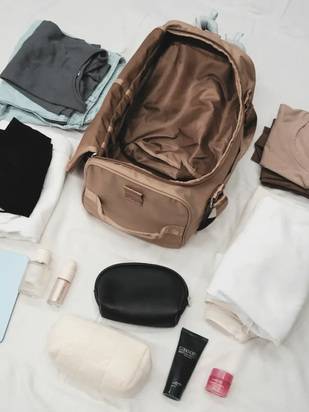 10 Travel Essentials I Always Pack for Every Trip