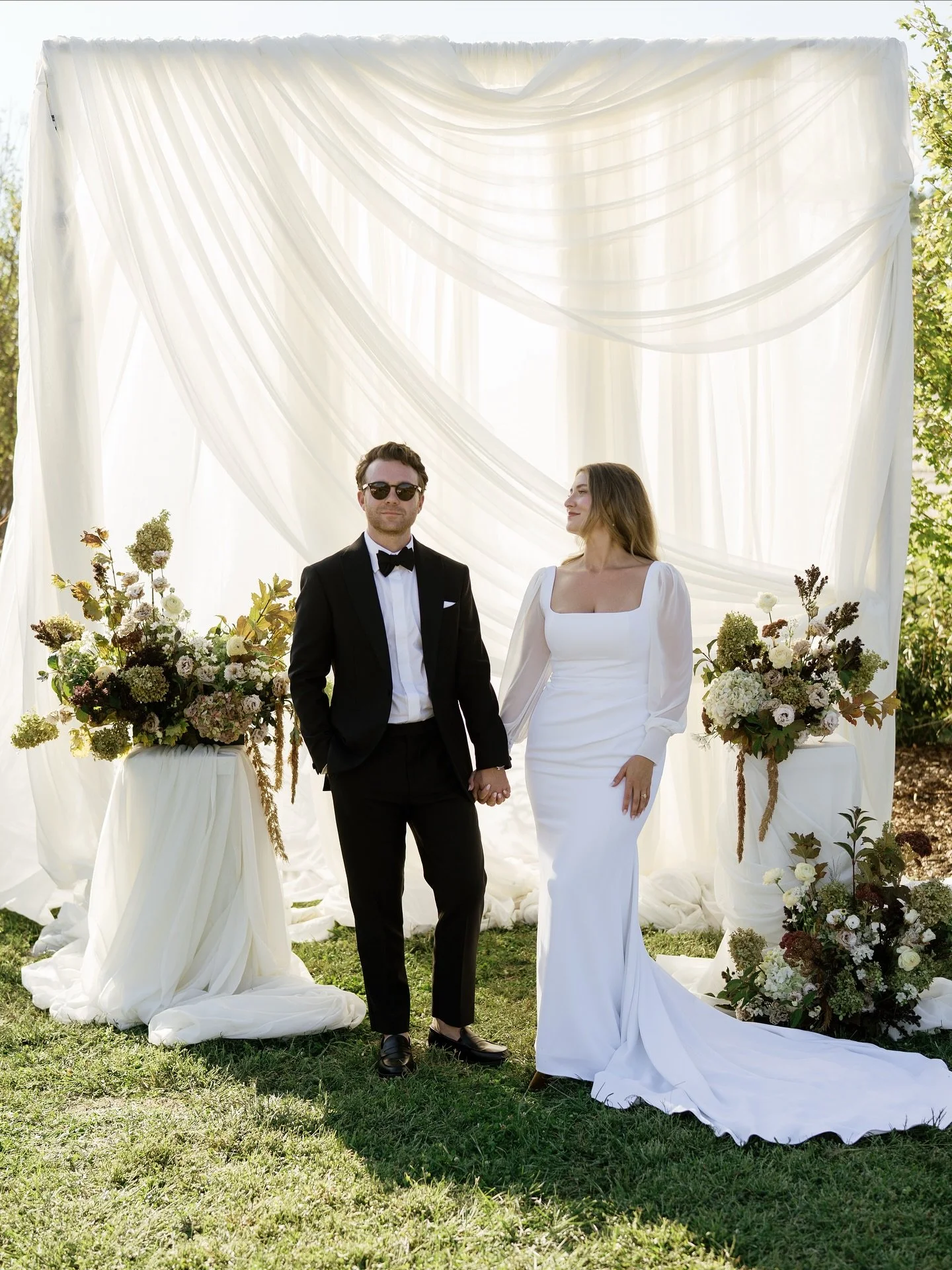 A glimpse of Jessica + Luke&rsquo;s day 🤍 Cannot wait to share more of this stunning day and the team that brought it all to life! 

Event planning + design @jessmckinneyevents 
Venue @theoldschoolnashville
Florals @lilliansfloralstudio 
Photography