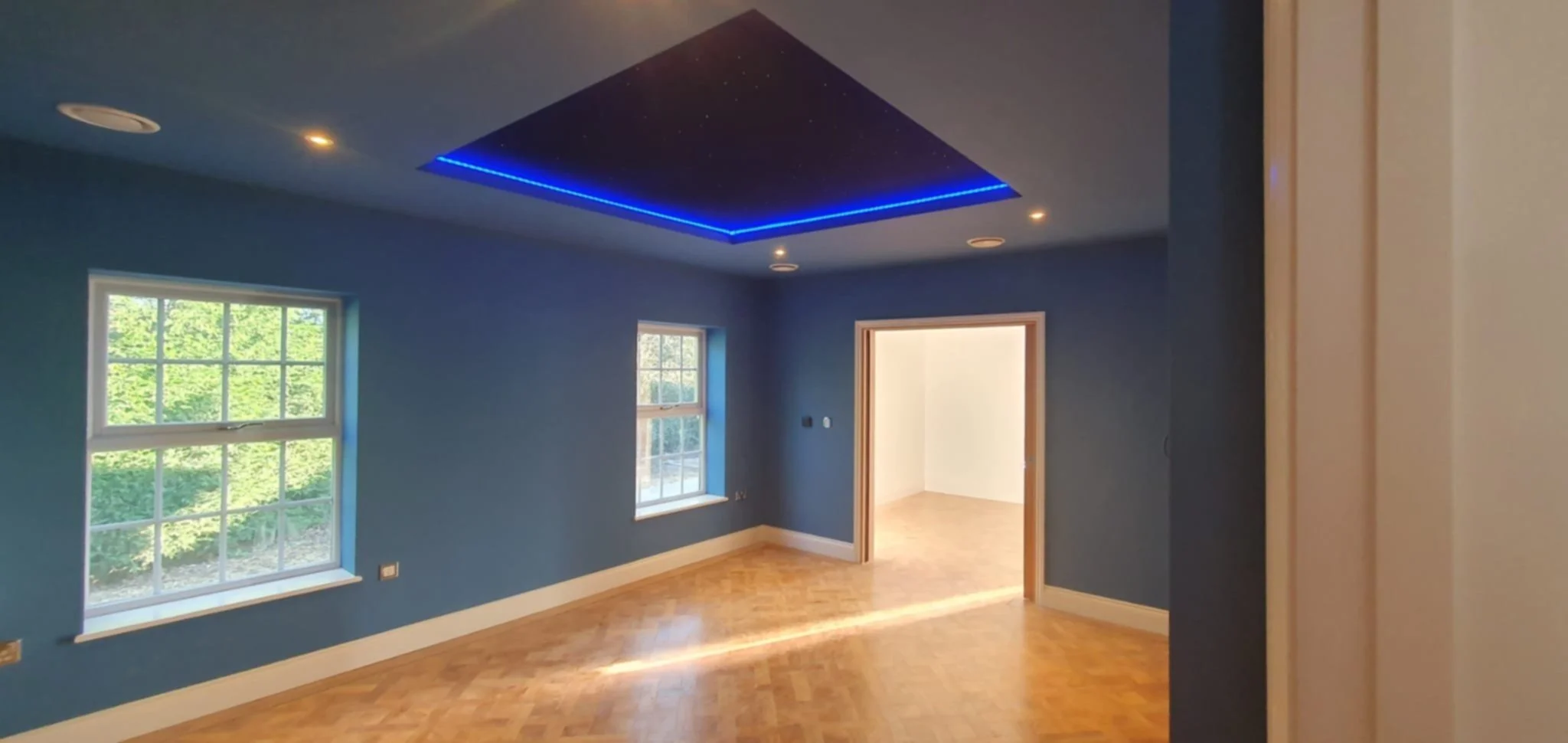 Warwick Audio Visual Star Ceiling bespoke design & installation.jpg