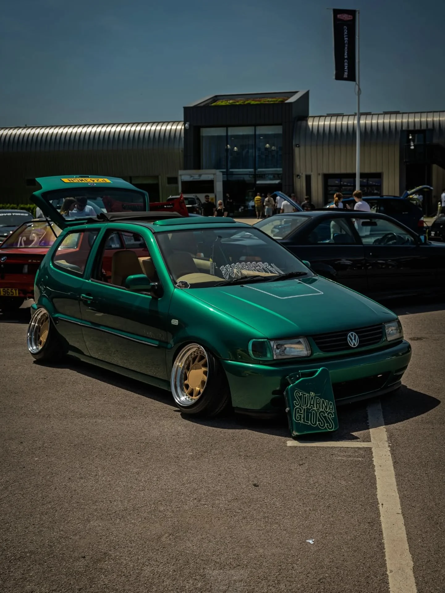 That green is illegal in most countries 😂
Stunning emerald VW sitting perfectly tucked at the Tucked at the Museum 2026 car show. The colour pop, the stance, those gold wheels&hellip; this build is pure perfection.

Part 1 of 3 from this fire show ?