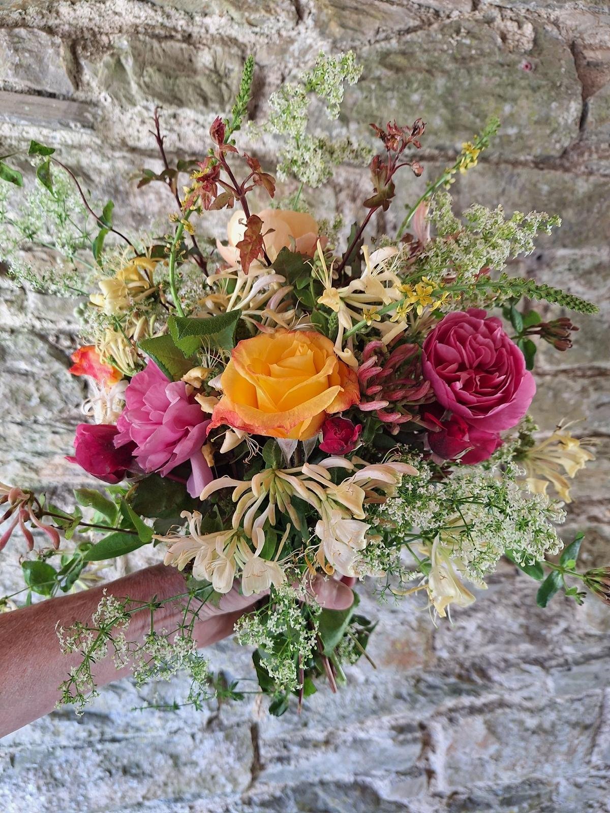 wards-farm-flowers-floristry-devon-rose.jpg