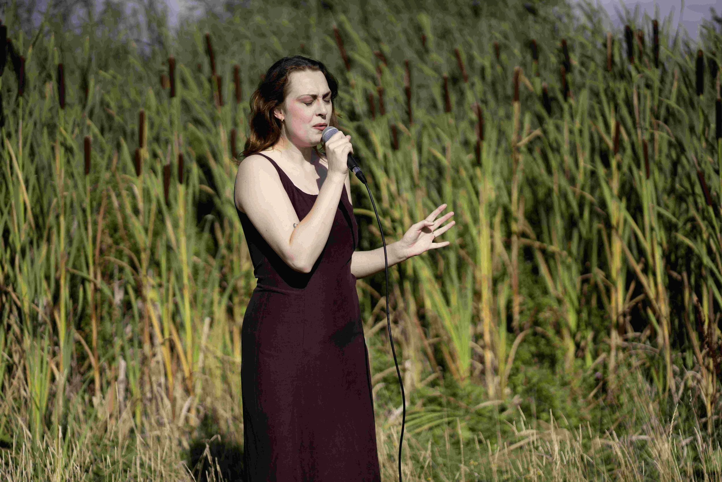 ZOE ROSE - WEDDING SINGER