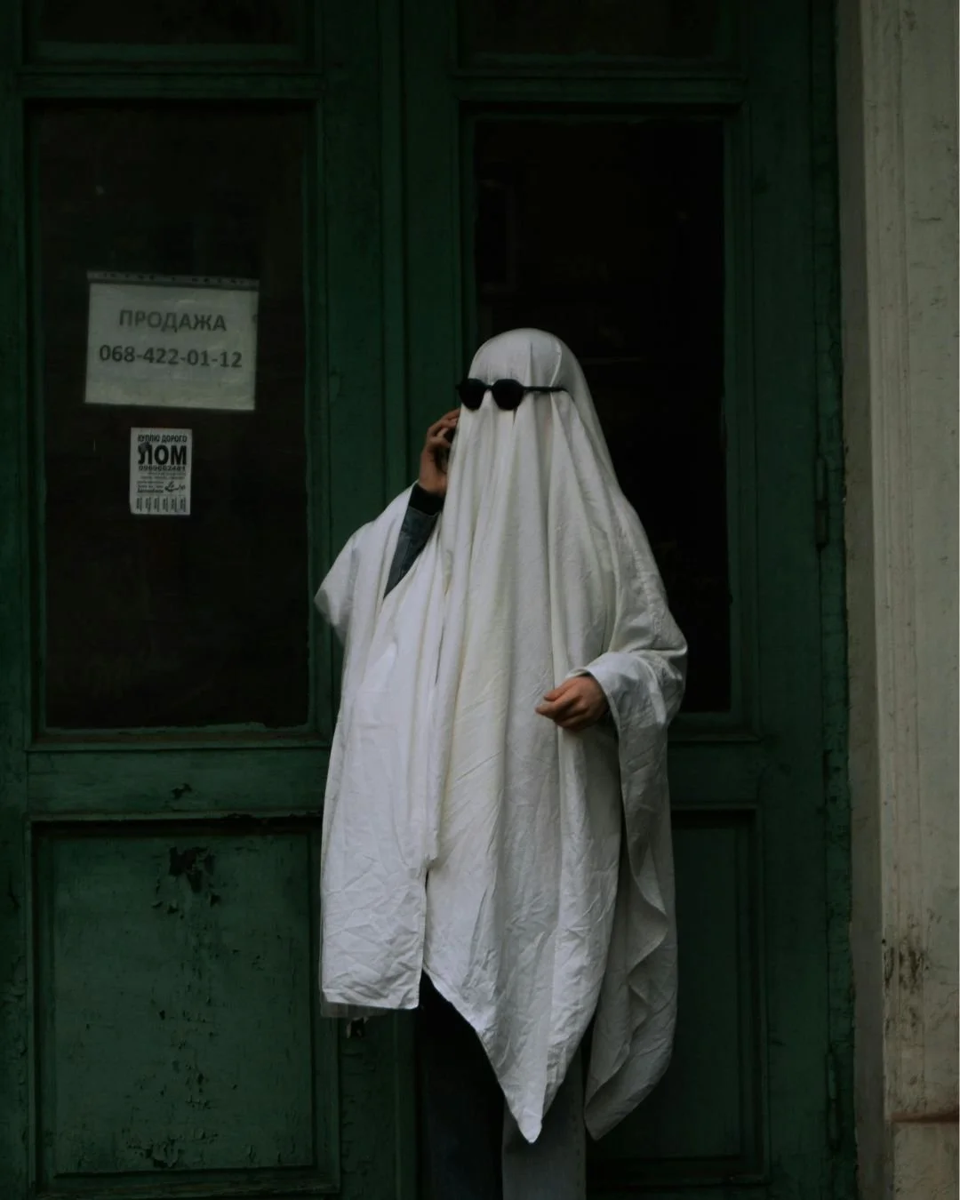 A ghost making an important phone call to a wedding supplier.