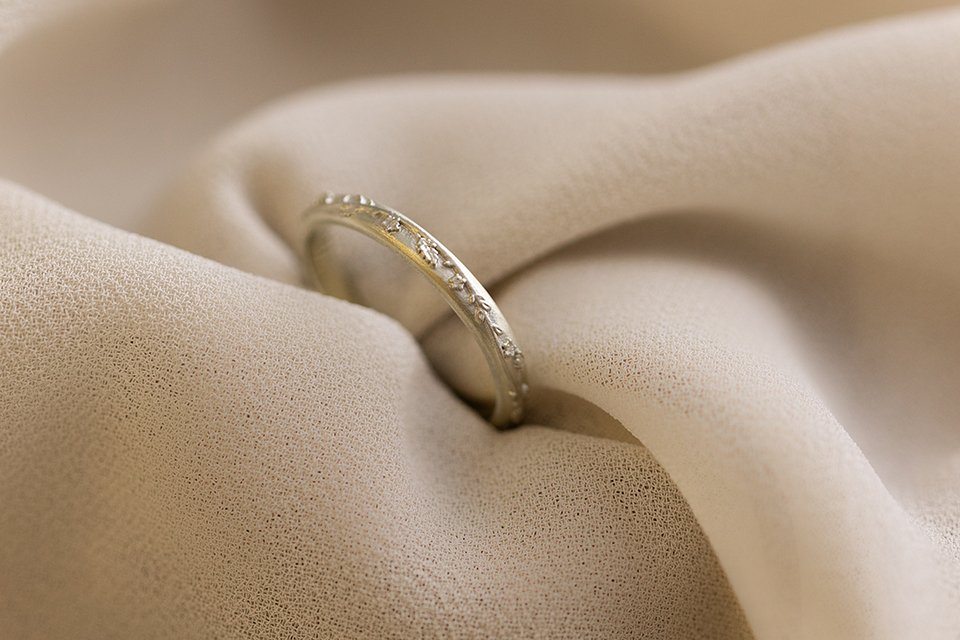 heulwen-lewis-bespoke-jewellery-london-ladies-band.jpg