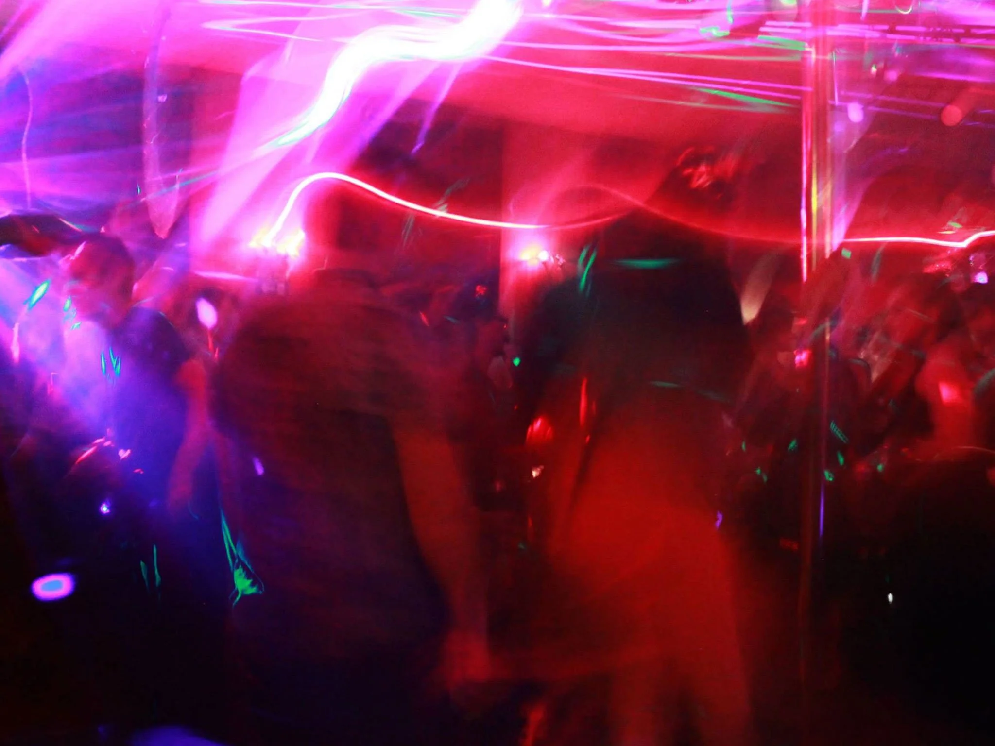 dj-safari-phil-music-london-atmosphere.jpg