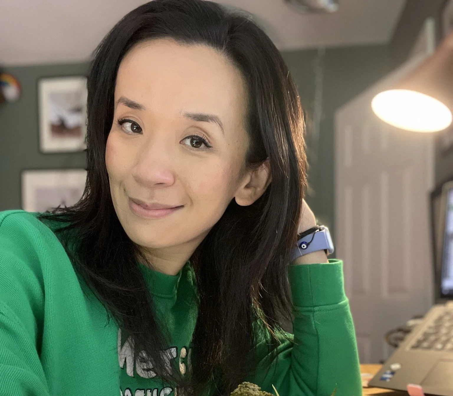 Li Lamb, hypnotherapist based in Ilkley, Yorkshire, in her home office where she offers online hypnotherapy and NLP sessions