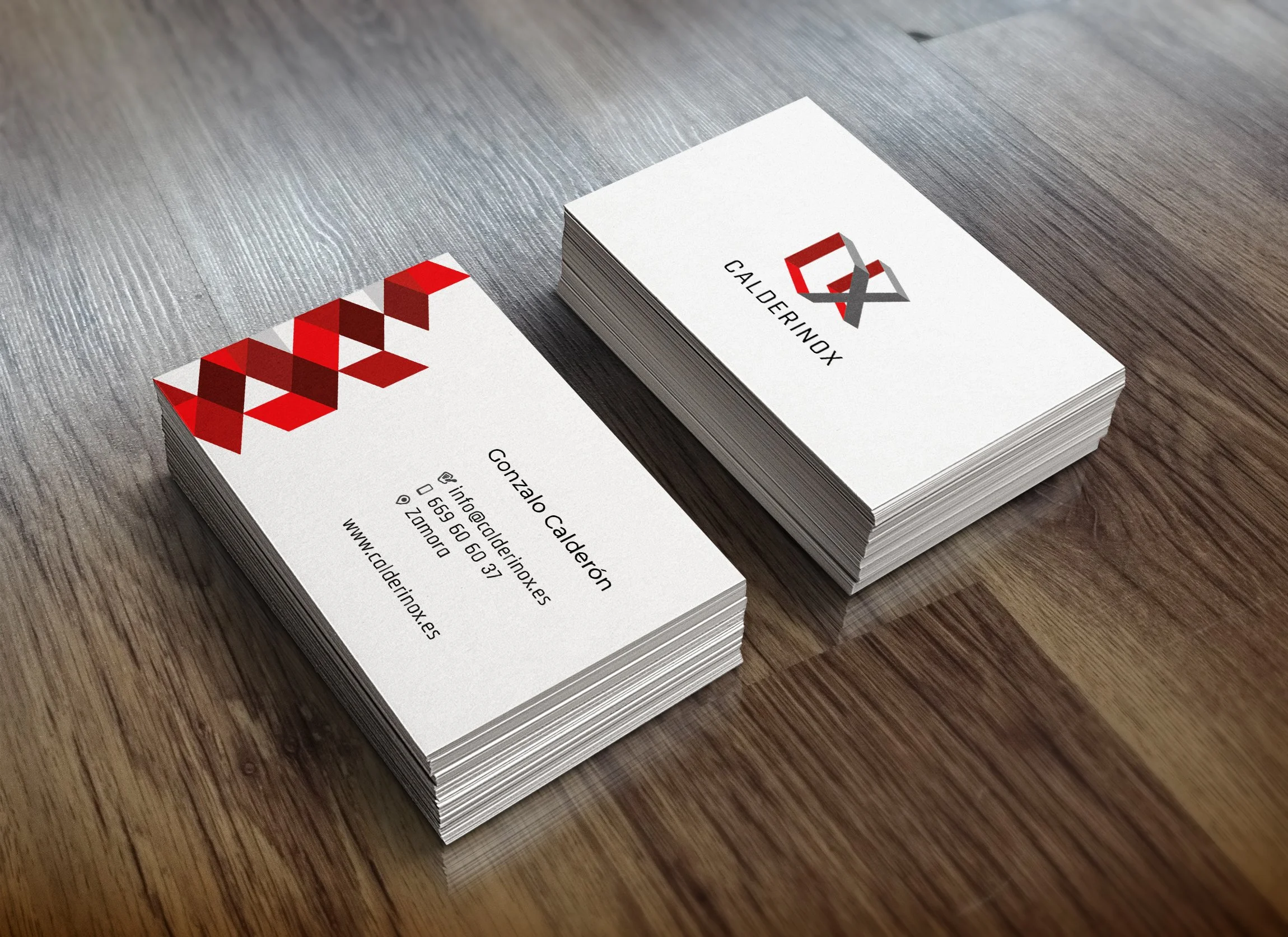 Calderinox Realistic Business Card Mock-Up 2.jpg