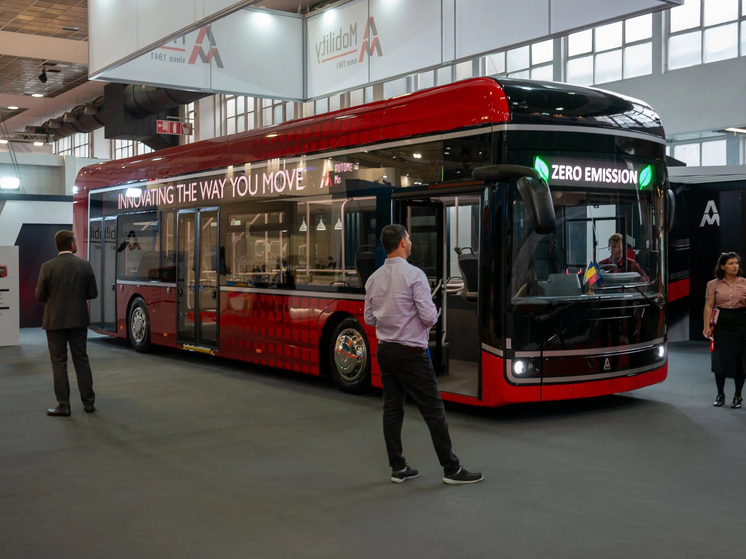Busworld_Europe_2023,_Brussels_(P1140287) - copia.jpg