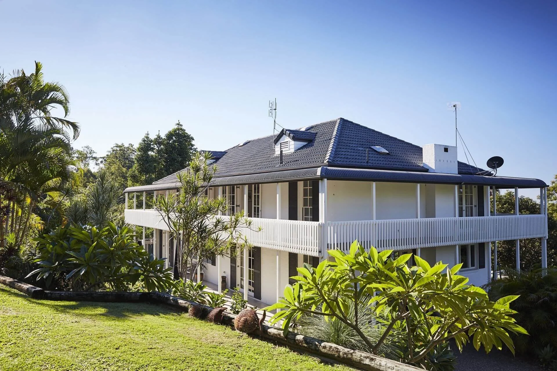 exterior-house-garden.jpg
