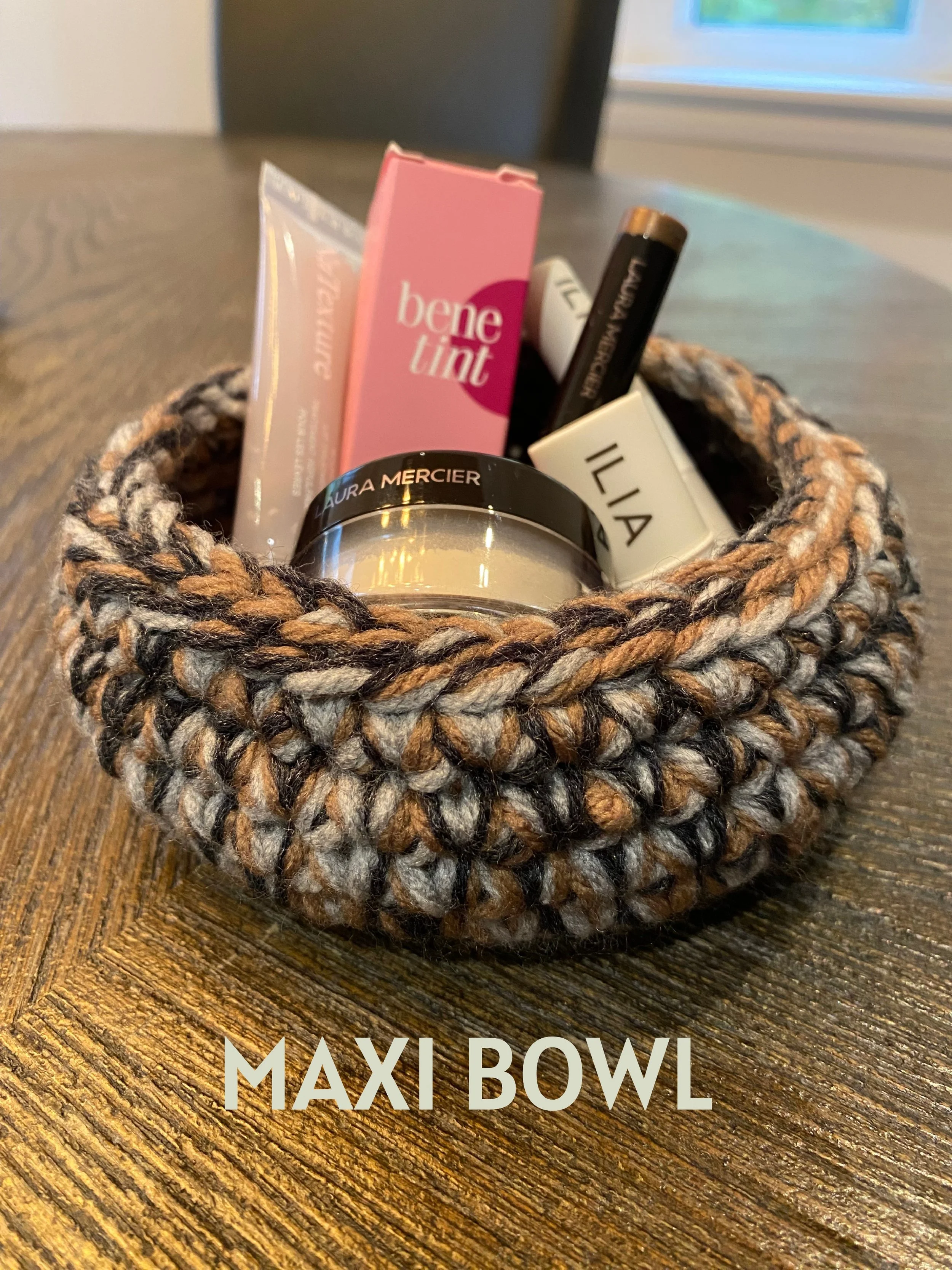 Maxi Bowl, Labelled.JPG